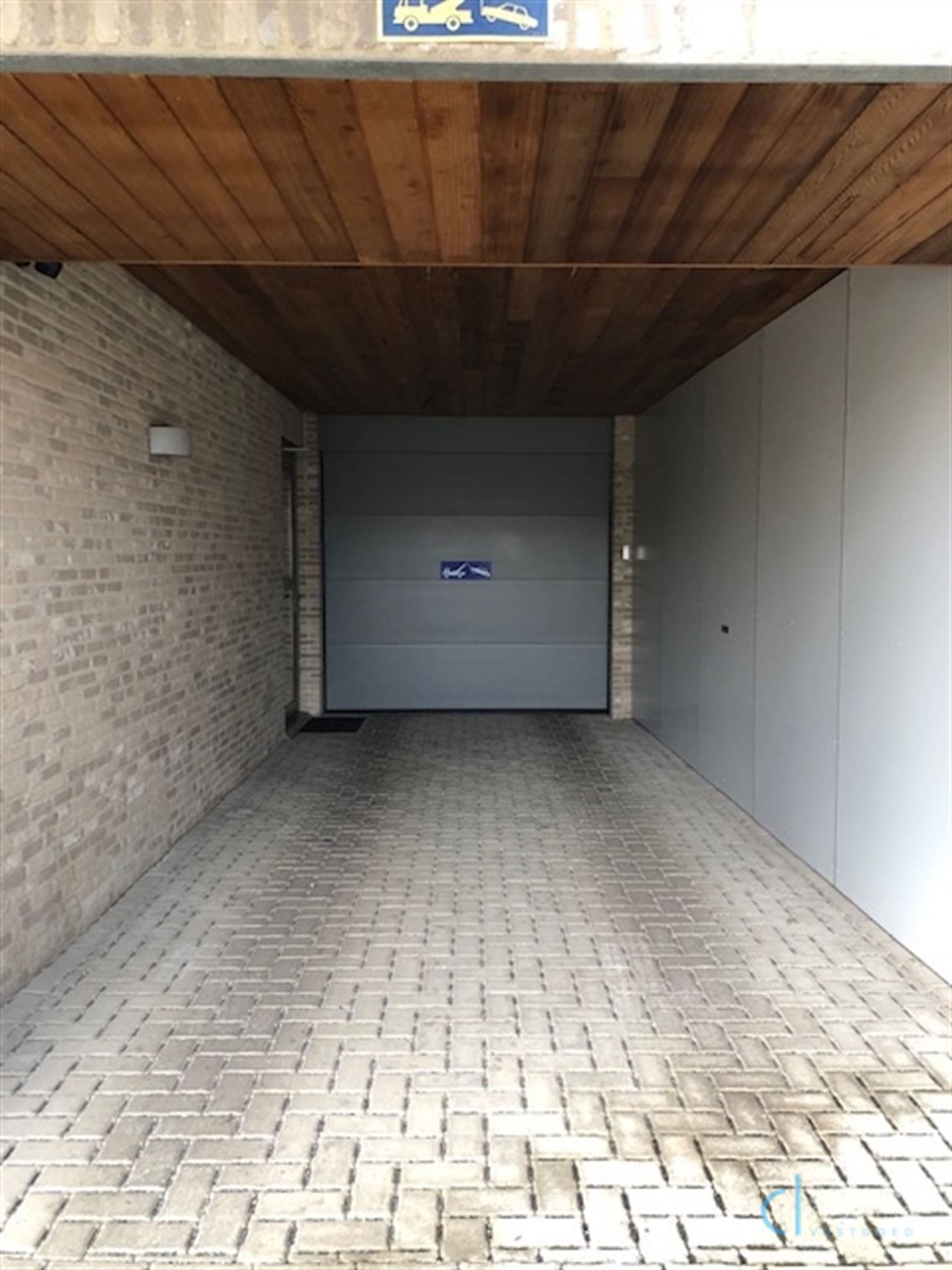 Zeer ruim appartement met garage TE HUUR in het centrum van Lochristi! foto 32