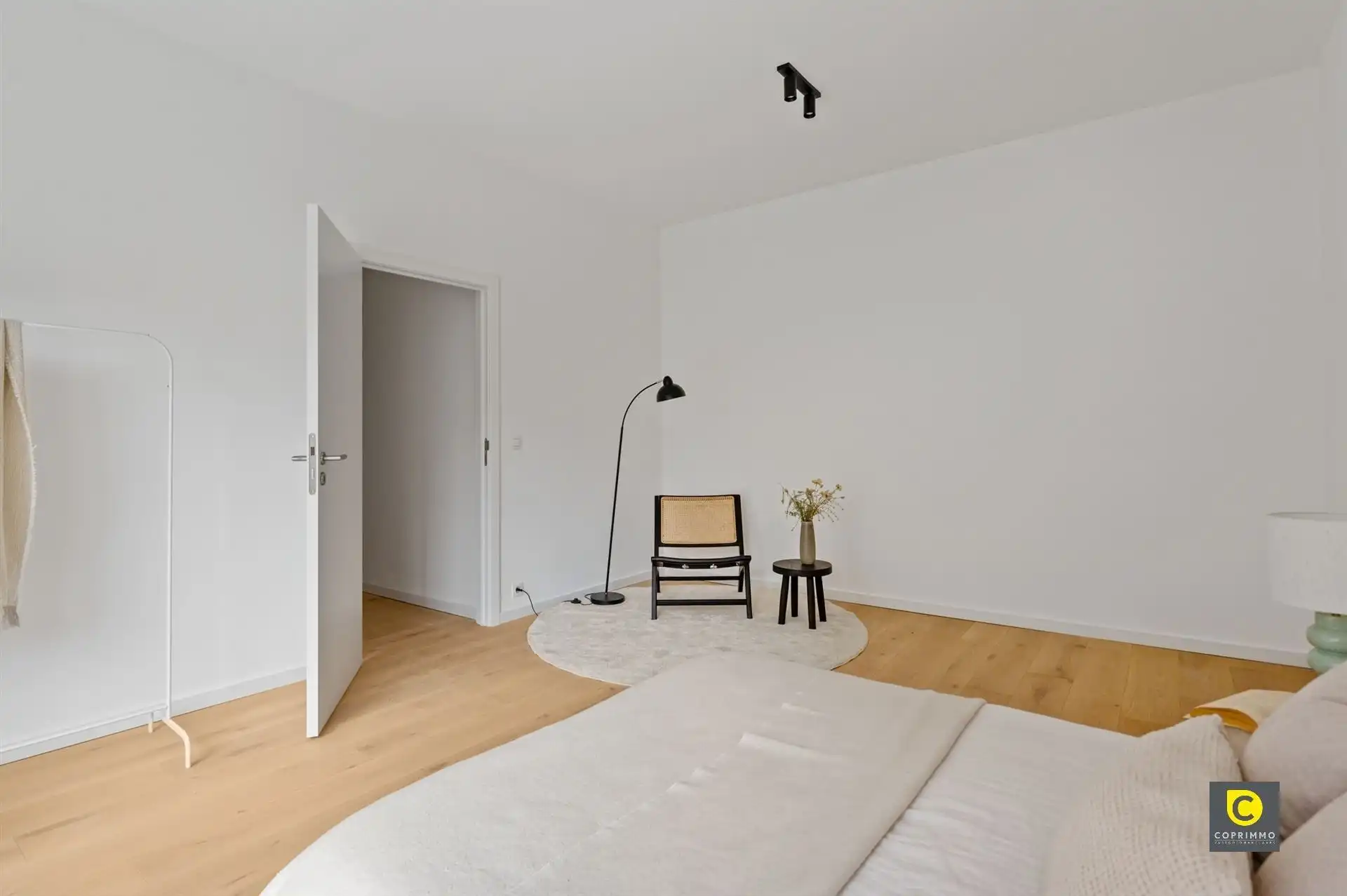 Gerenoveerd 2 slpk app op top locatie foto 10