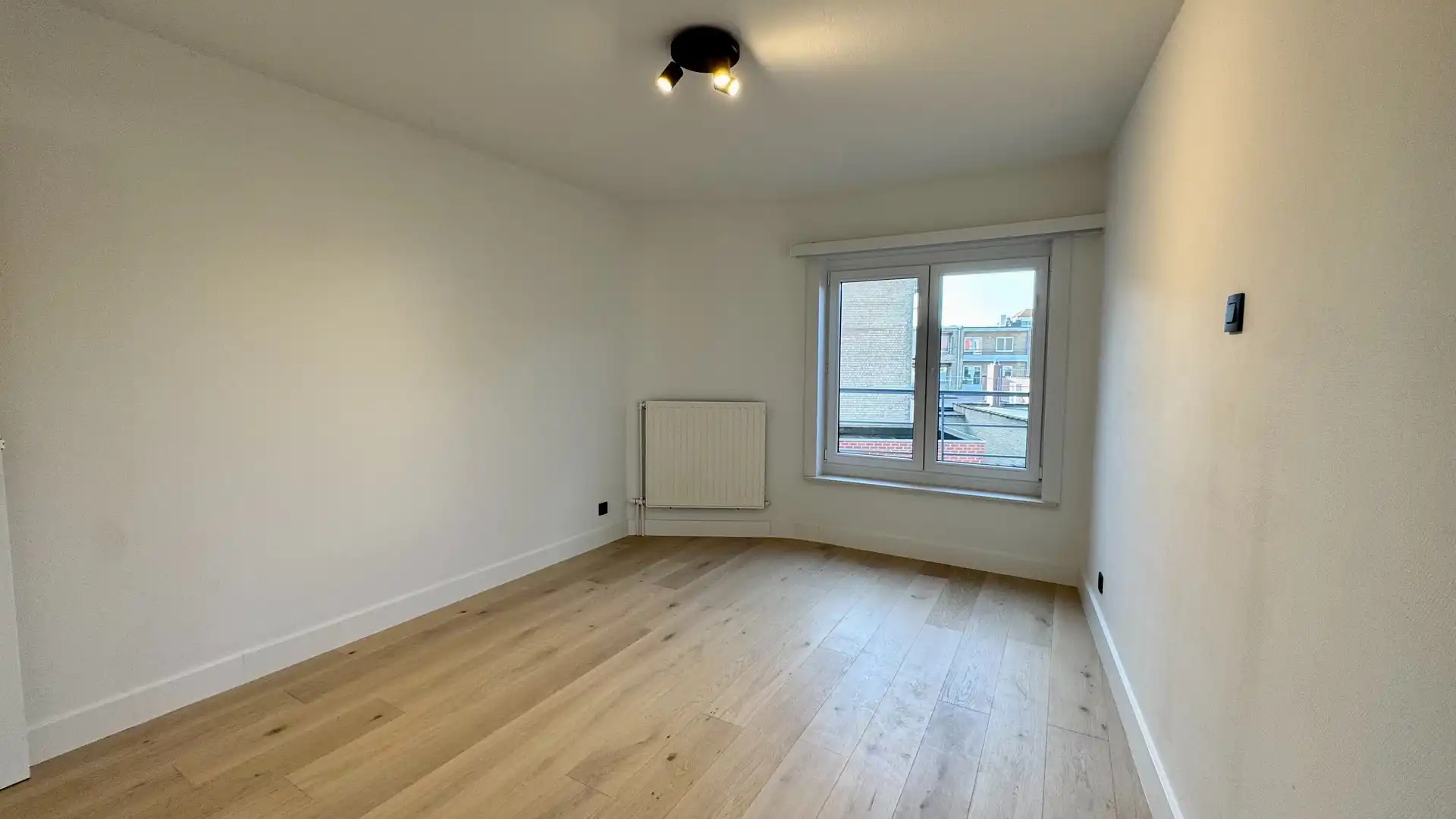 Aangenaam hoekappartement gelegen vlakbij het centrum van Knokke. foto 14