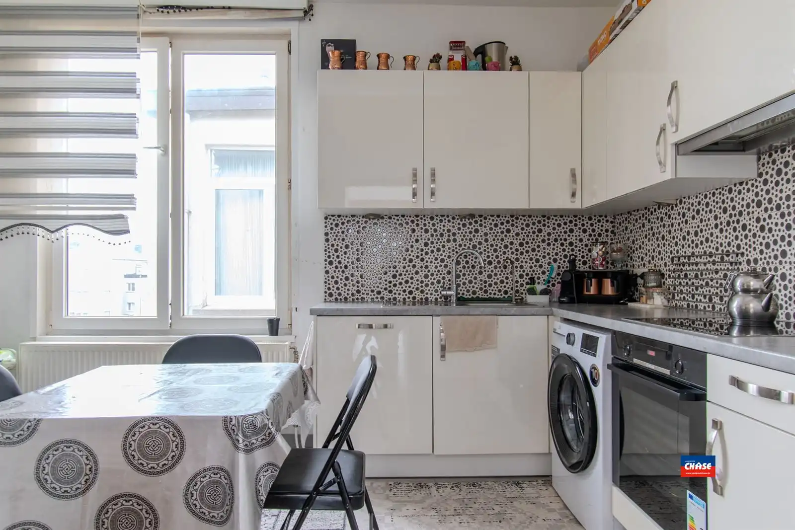 Ruim appartement met 2 slaapkamers foto 5