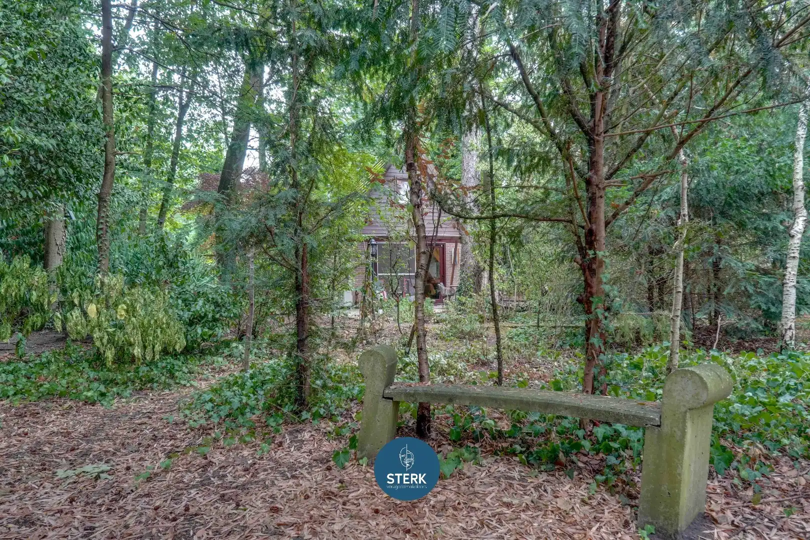 SFEERVOLLE VAKANTIEWONING INCL. INBOEDEL EN RUIME TUIN OP SONNEVIJVER !  foto 20