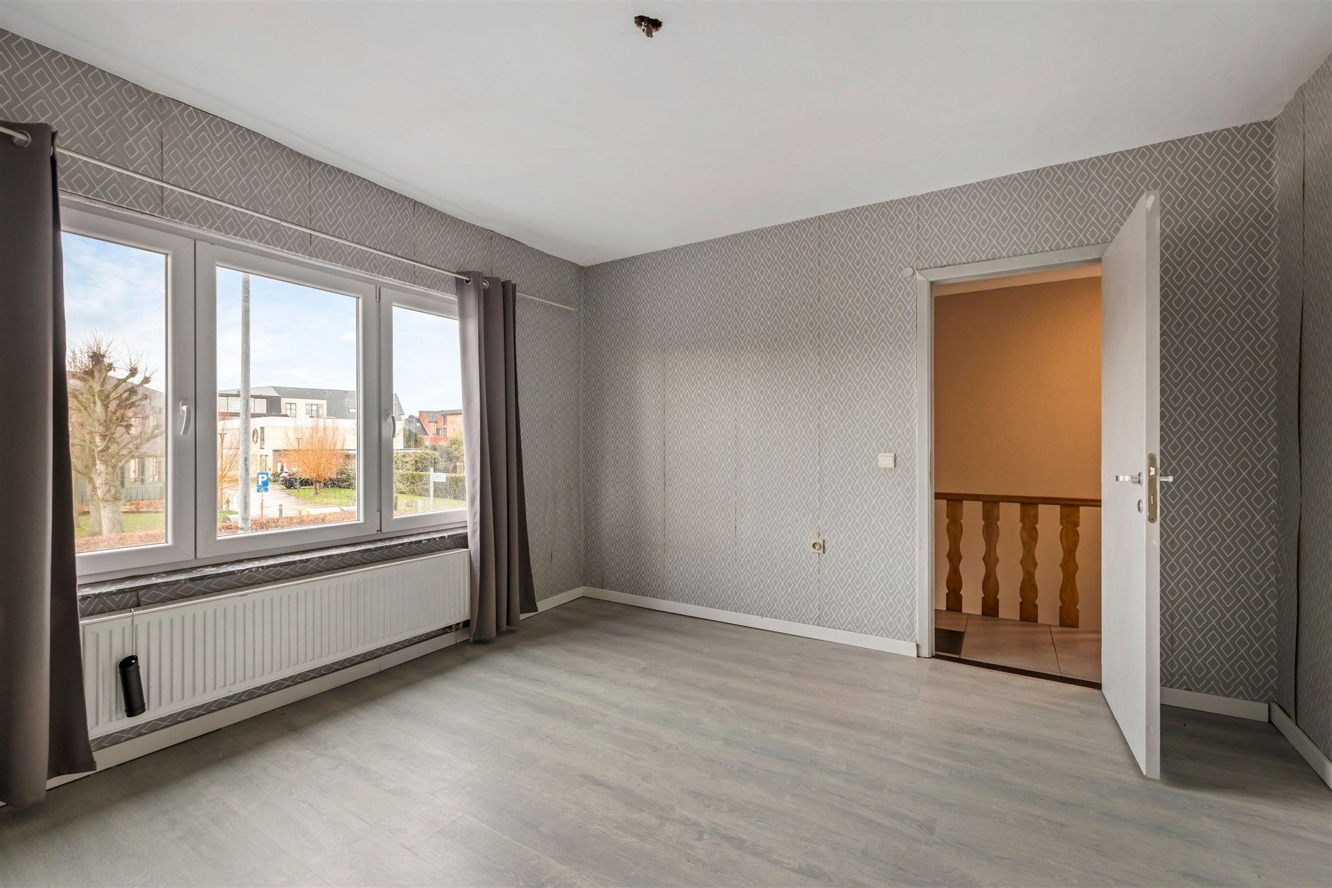 Solide gezinswoning met 2 slaapkamers, uitgestrekte tuin en garage foto 10