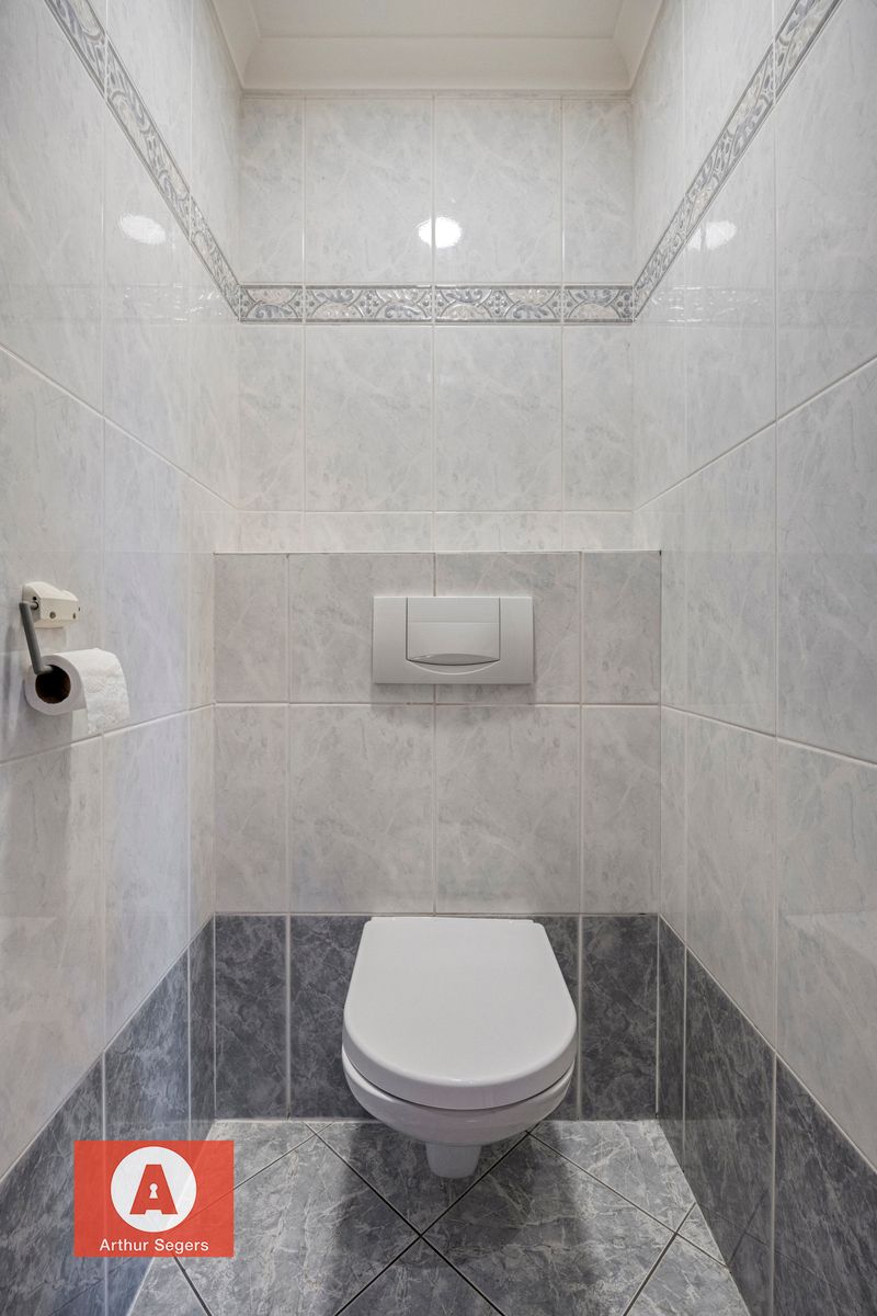 Ruim & energiezuinig appartement mét ruime beneden-berging. foto 20