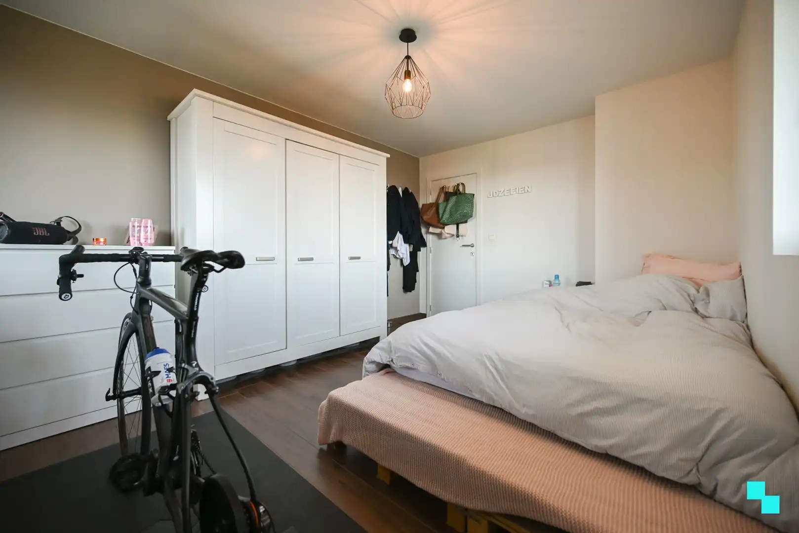 Instapklare gezinswoning met zonnige tuin in rustige woonomgeving foto 24