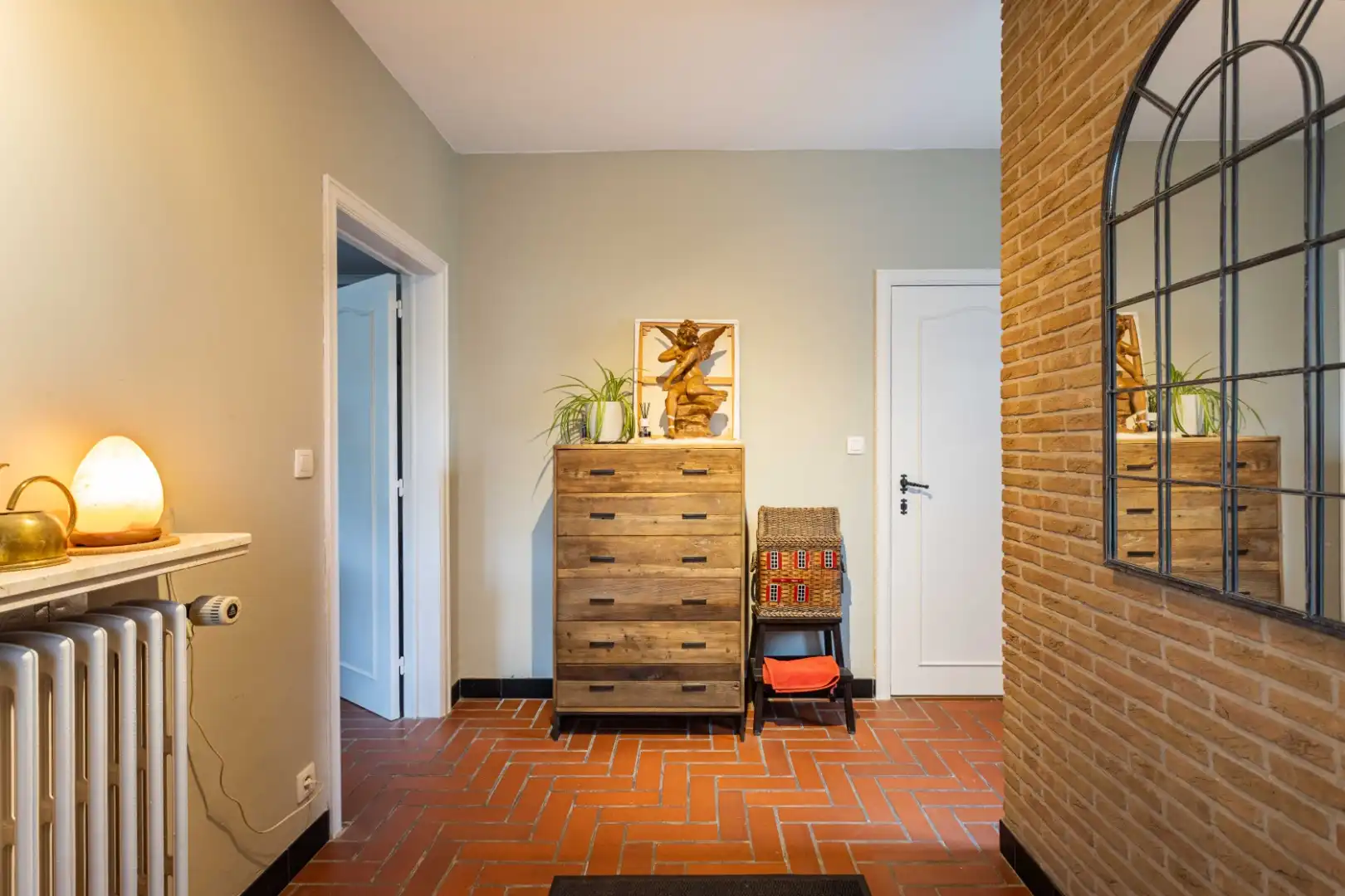 Super toffe instapklare woning met prachtige zonnige verzichten foto 7