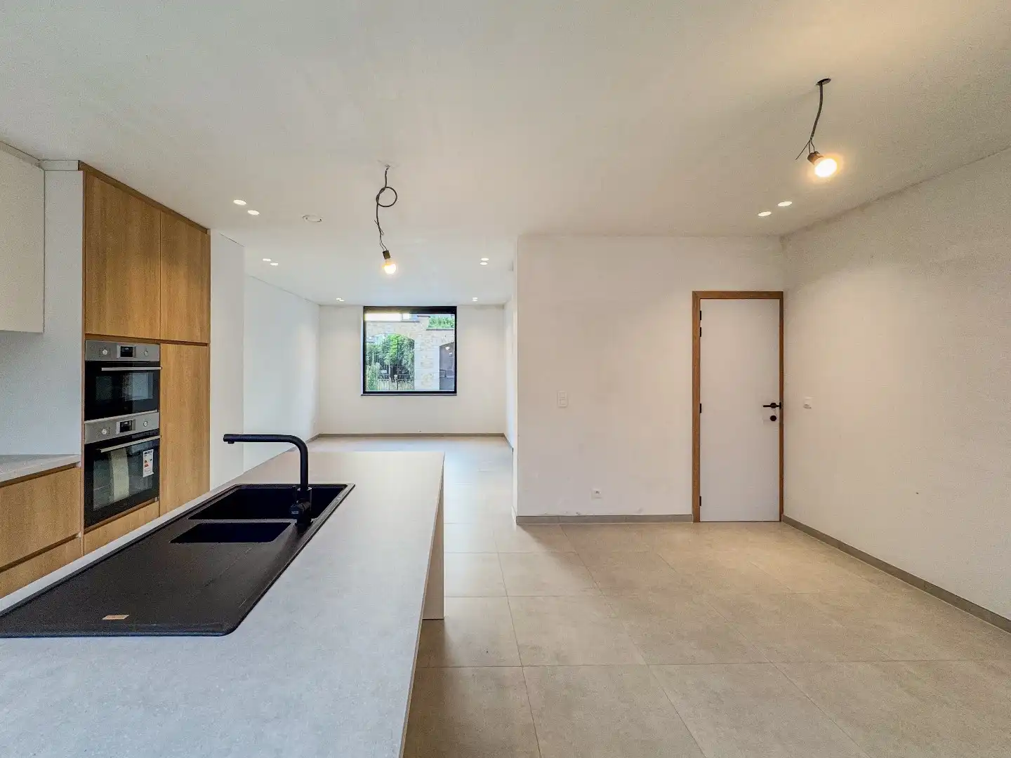 Gerenoveerde woning met 3 slaapkamers en gezellig stadstuin. foto 6