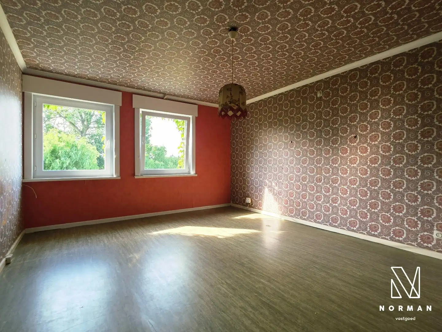 Ruime woning met mooie tuin in rustige straat in Beveren-Leie foto 13