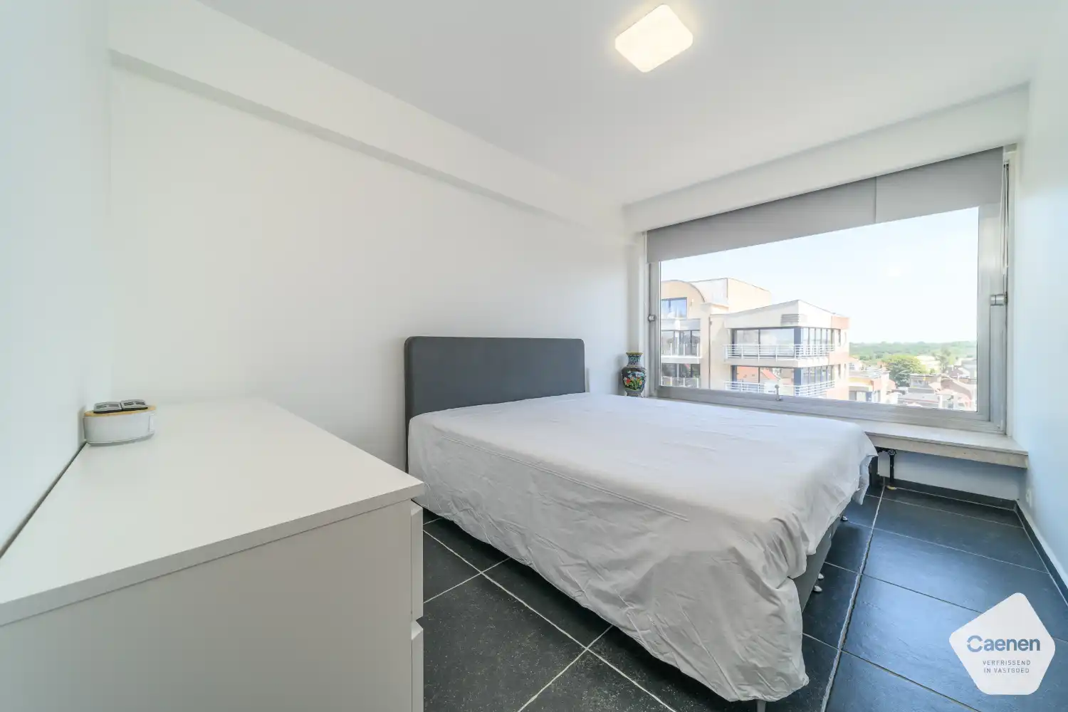 De Panne – Ruim 3-slaapkamerappartement met uniek duinenzicht in de Zeelaan foto 9