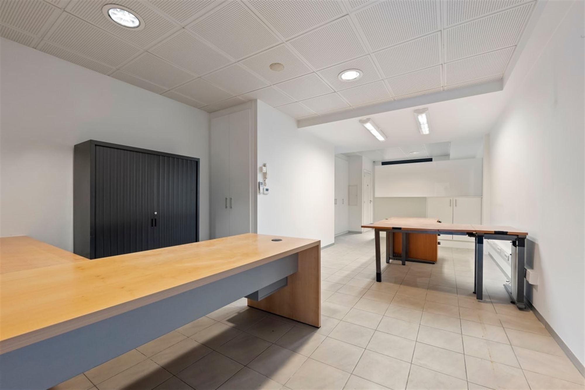 HANDELSRUIMTE TE HUUR IN HET CENTRUM VAN SINT-TRUIDEN  foto 8