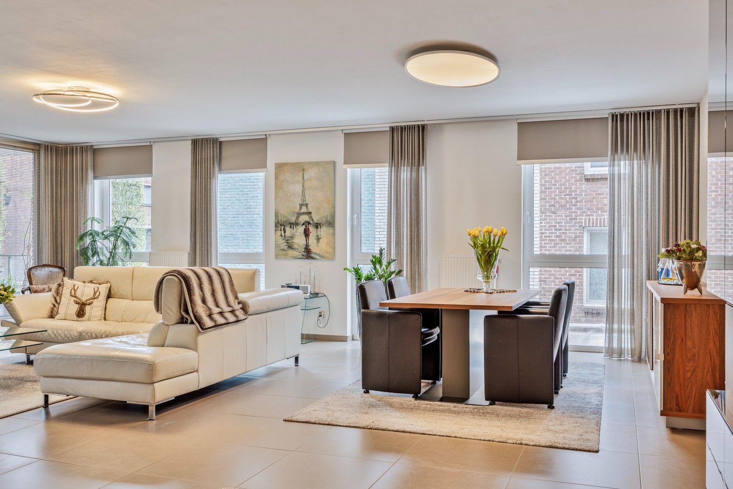 Ruim en luxueus appartement met 3 slaapkamers, groot terras en 2 ondergrondse parkings foto 5