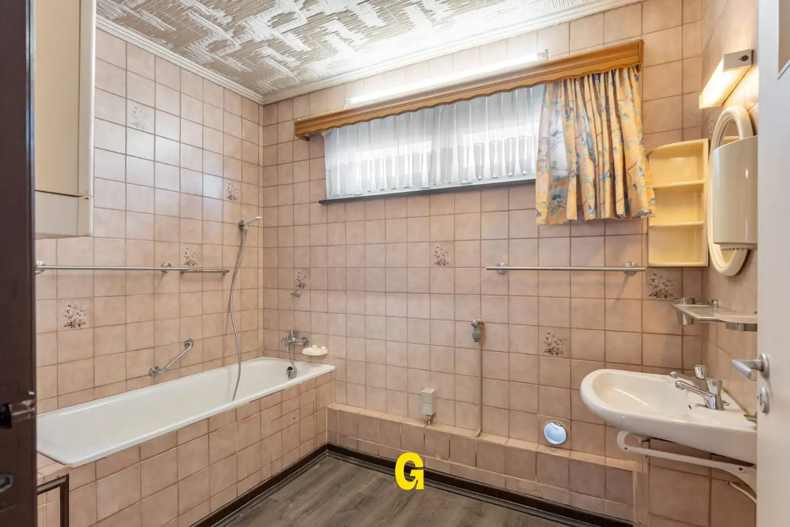 Te renoveren halfopen woning op 8a 85ca, in een rustige, gunstig gelegen woonwijk te Diepenbeek foto 15