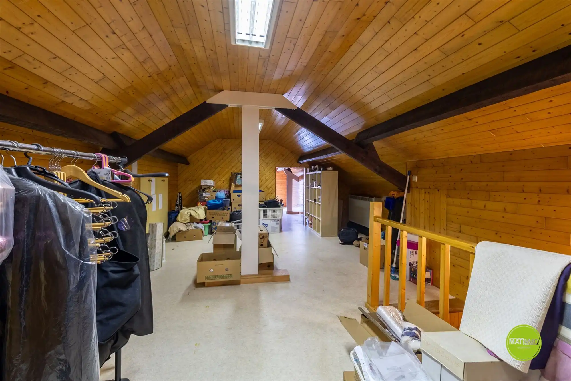 Ruime open bebouwing op een prachtig perceel van 3.764 m² foto 16