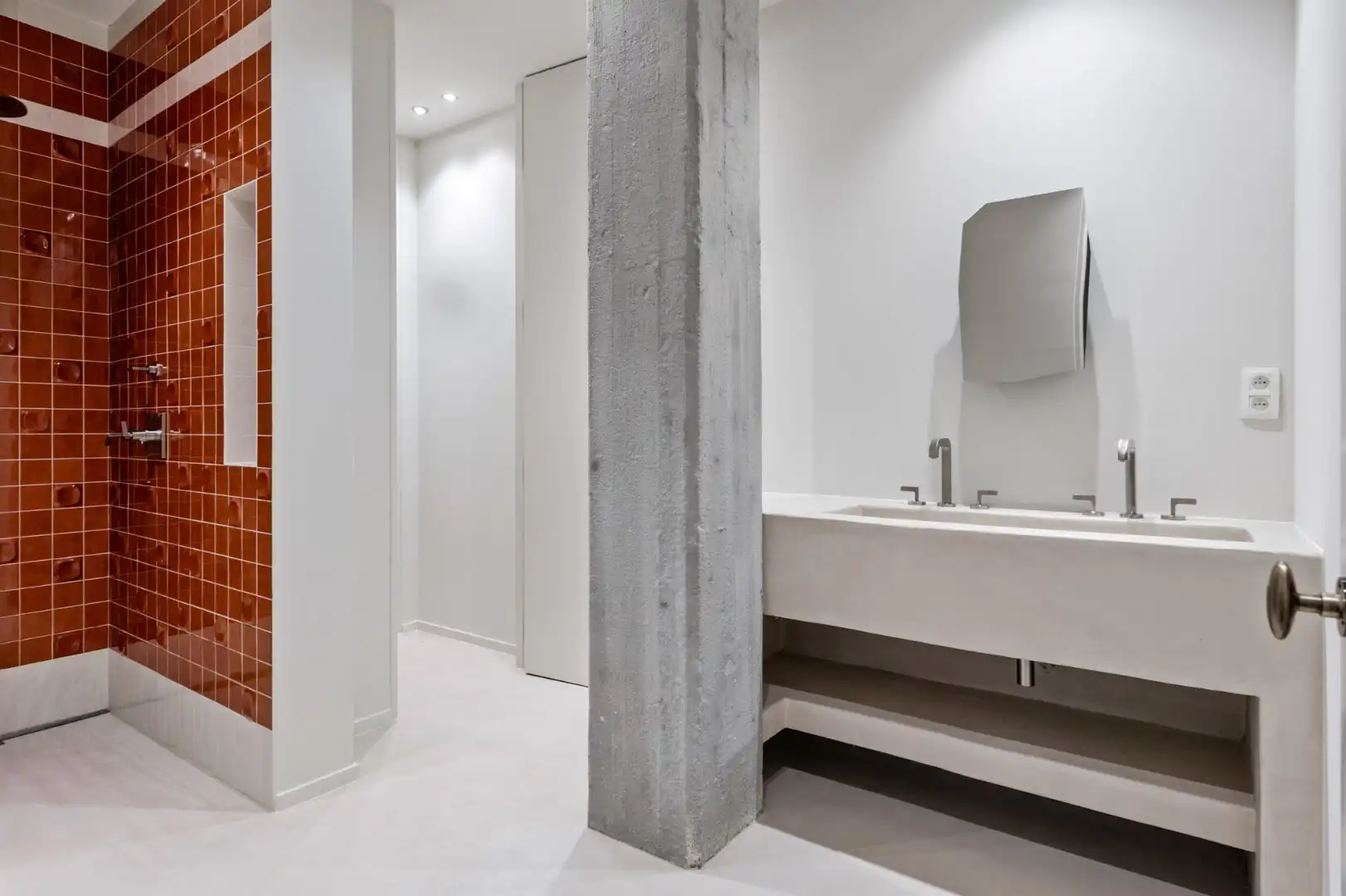Stijlvol gelijkvloers appartement op absolute toplocatie! foto 9