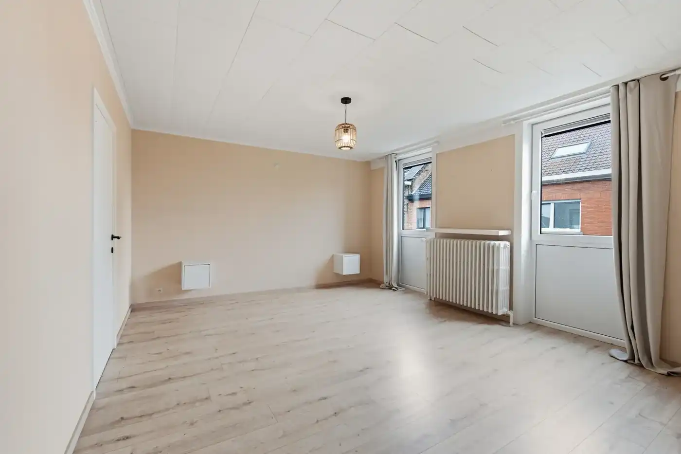 Instapklaar 2-slaapkamerappartement nabij het centrum van Kortrijk foto 9