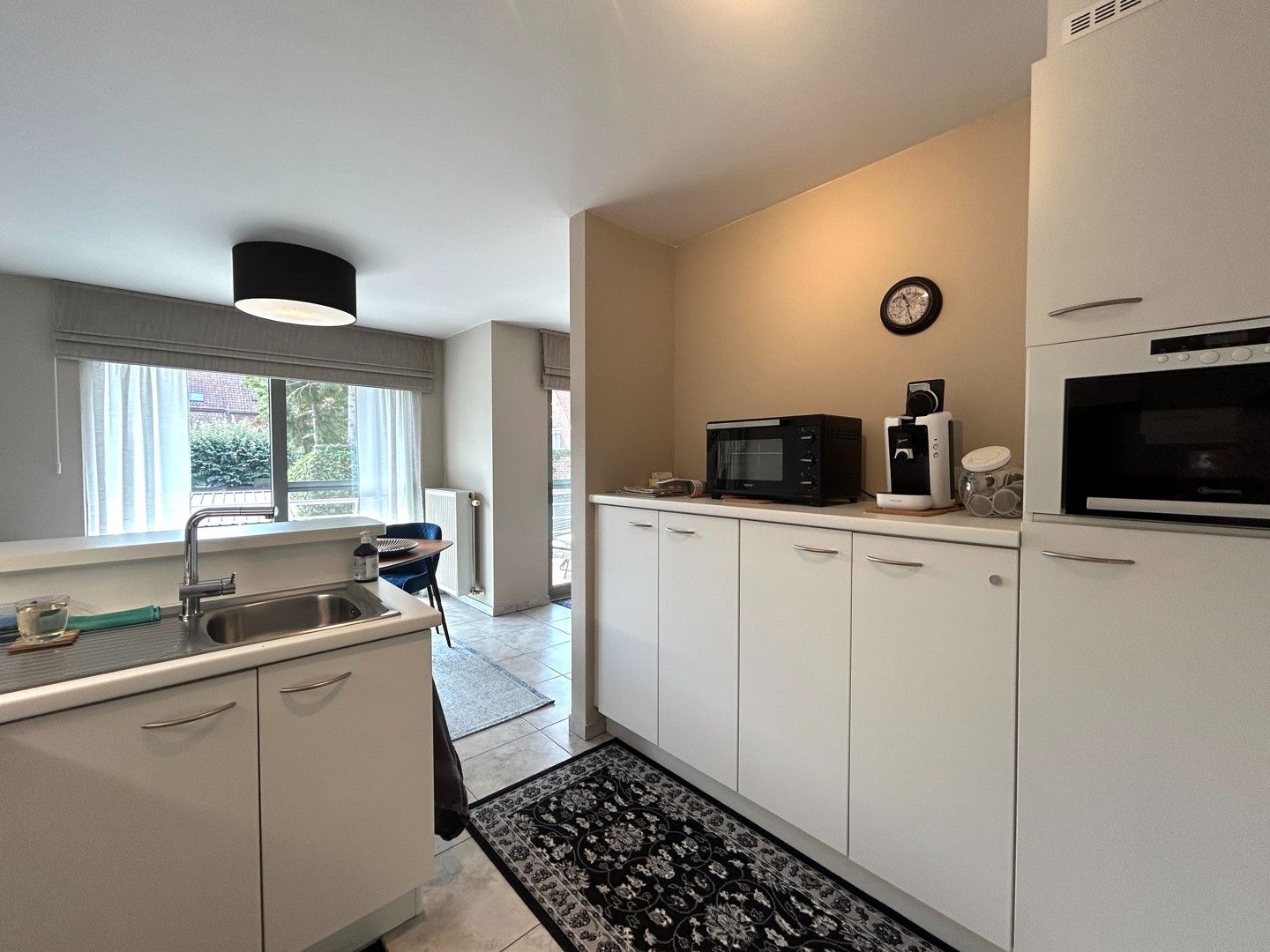 Instapklaar 2-slaapkamer appartement op wandelafstand van centrum Roeselare! foto 6