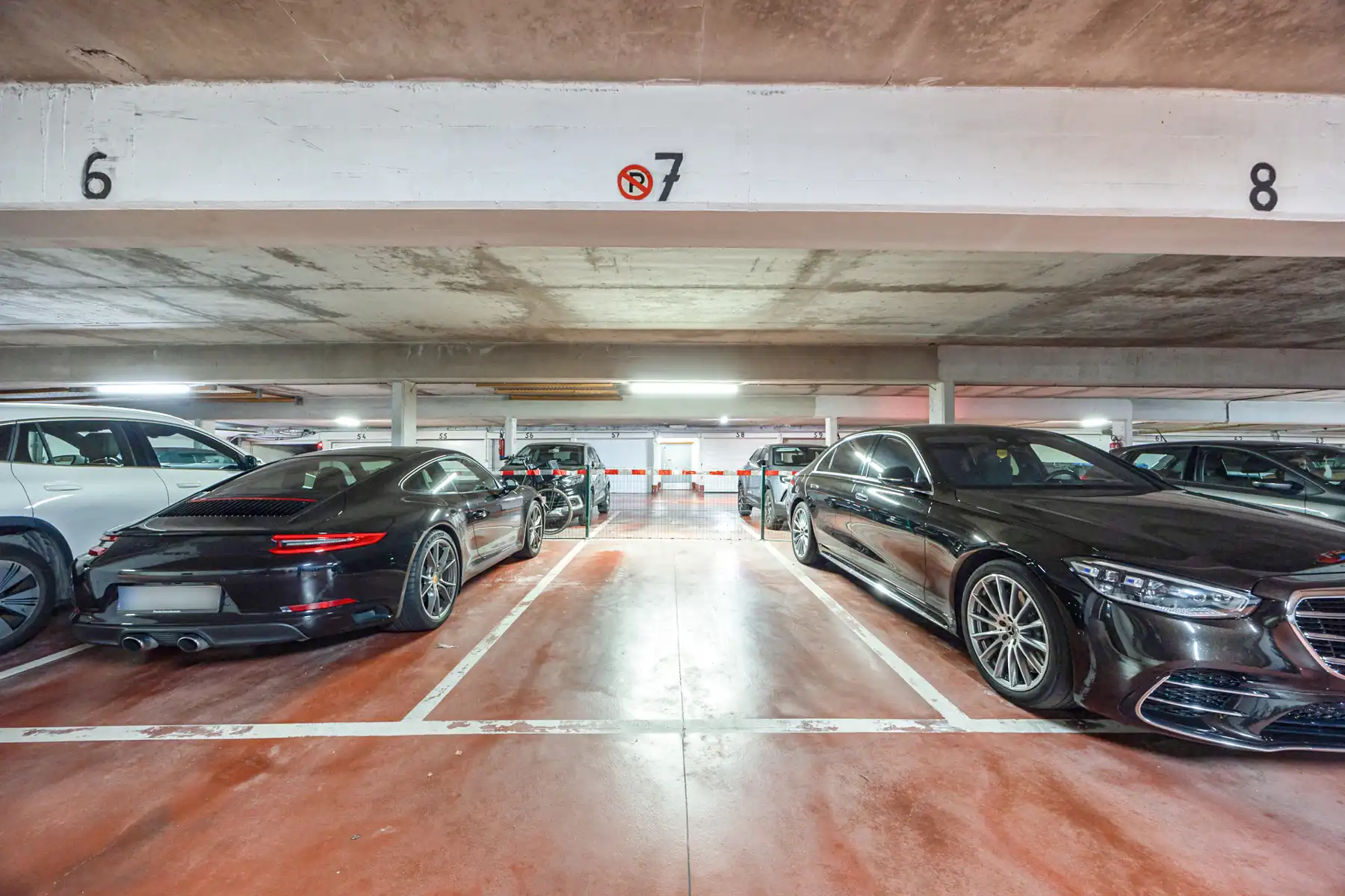Tof 2-slpkamerappartement op topligging met lift en parking! foto 14