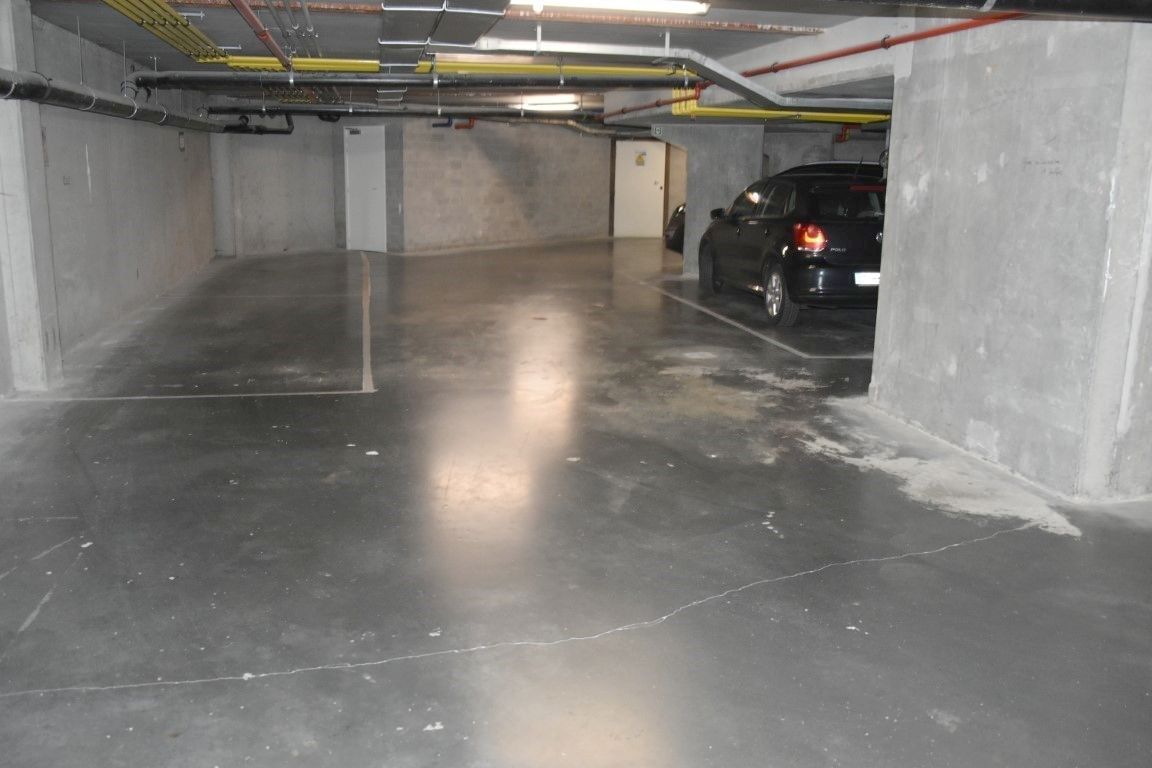 Autostandplaats te huur in het hart van Blankenberge foto 8