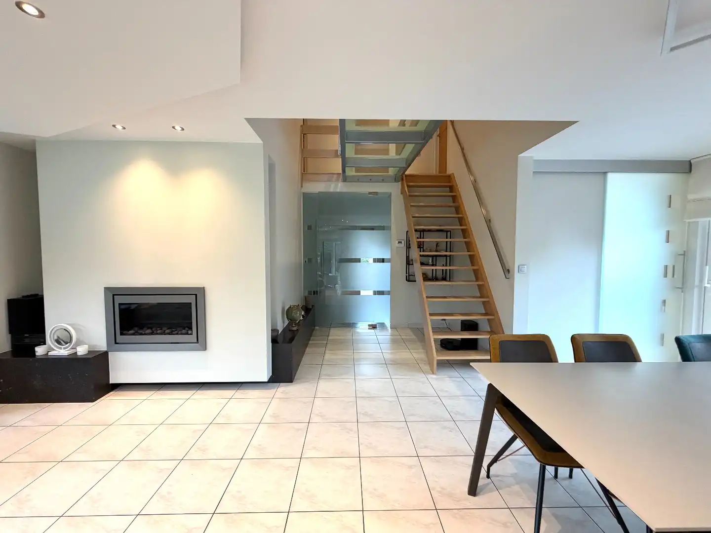 Alleenstaande woning op 770m2 te koop in Lendelede – Op wandelafstand van de kerk foto 4