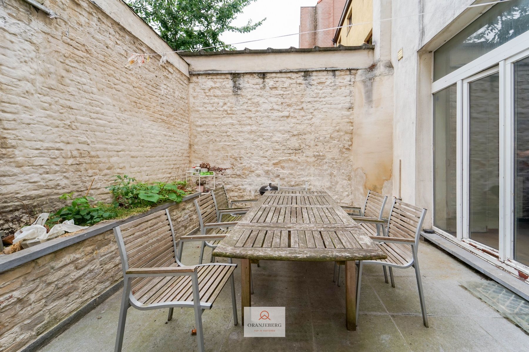 RUIME woning te huur (ideaal voor co-housing) foto 2