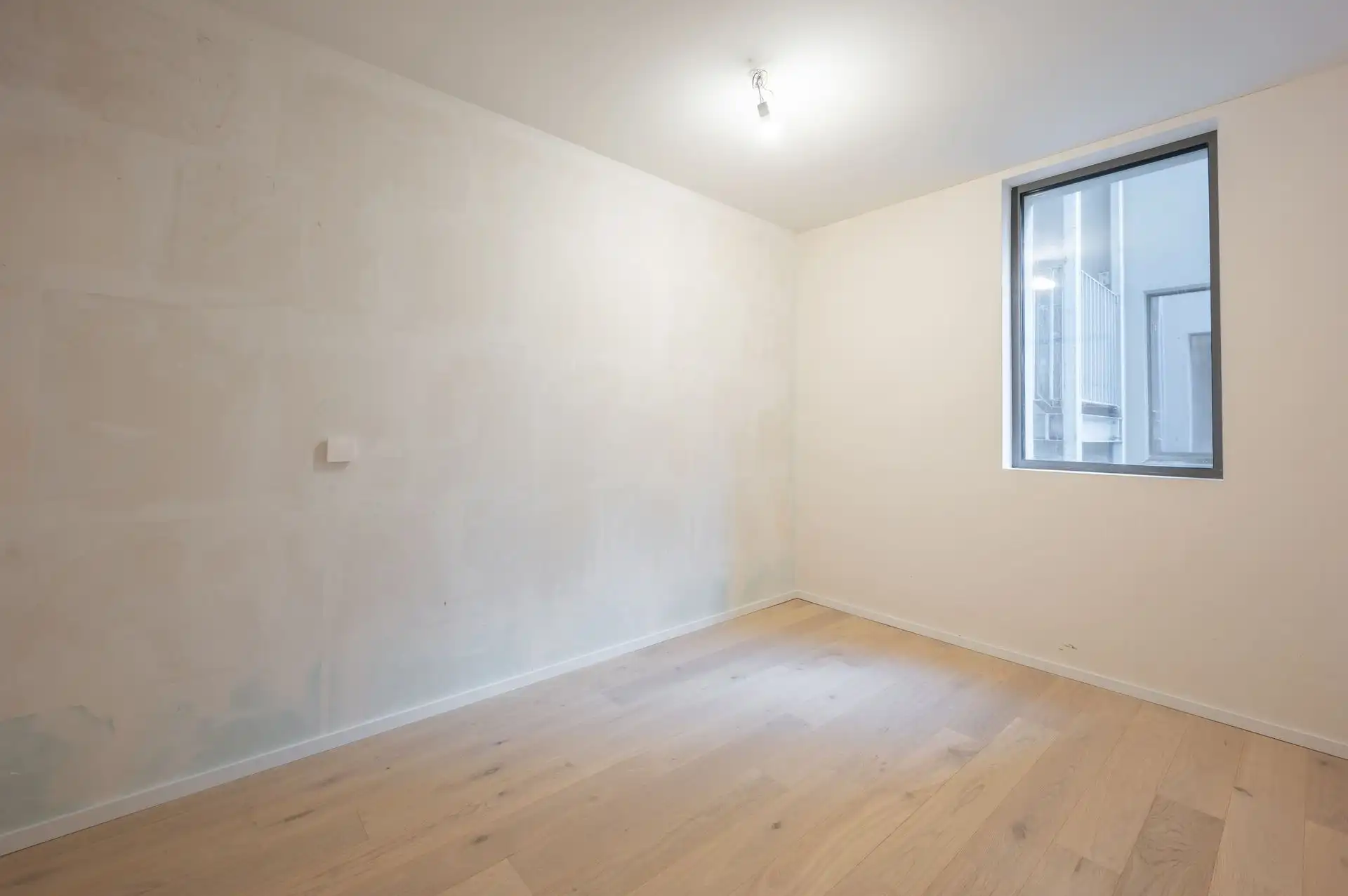 Appartement te koop op topligging aan de Zeedijk met prachtig zicht op de Pier van Blankenberge foto 11