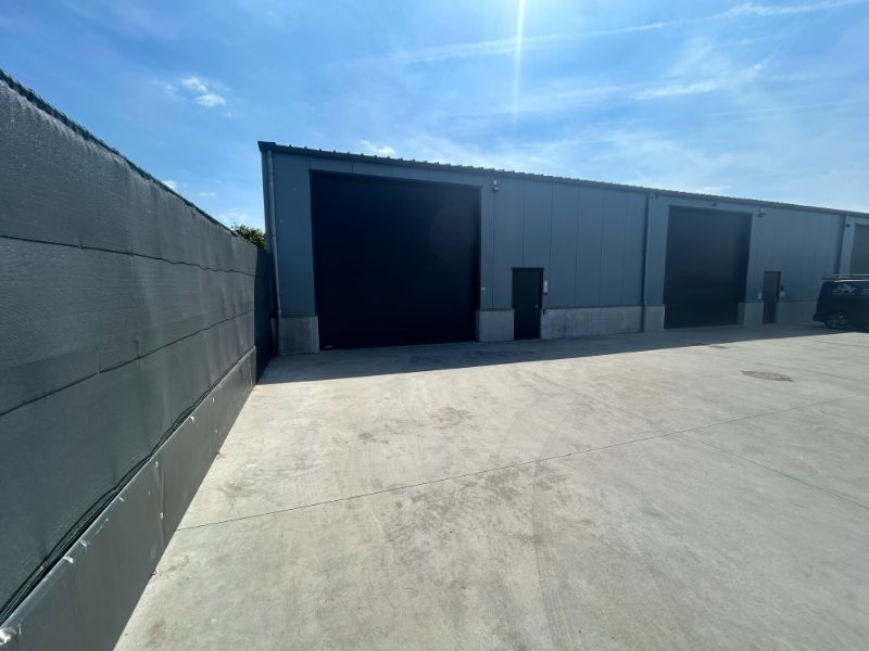 Recente KMO-unit van 240 m² in Mariakerke (Gent) foto 10