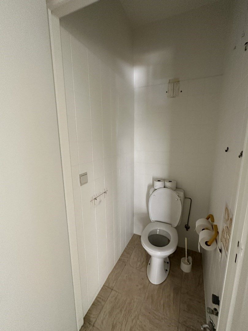 Instapklaar kantoor/winkelruimte, 75 m², Torhout foto 12