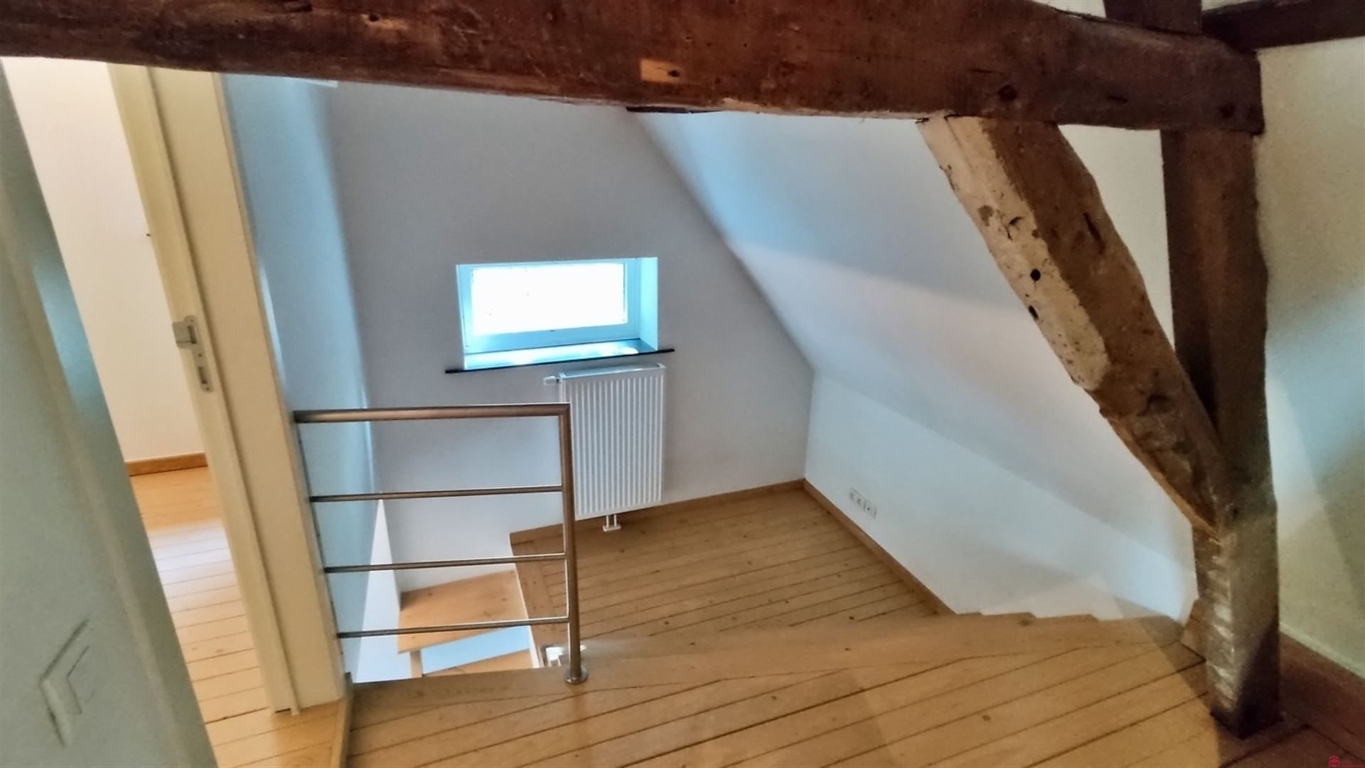 Charmante halfopen woning te Heule foto 12