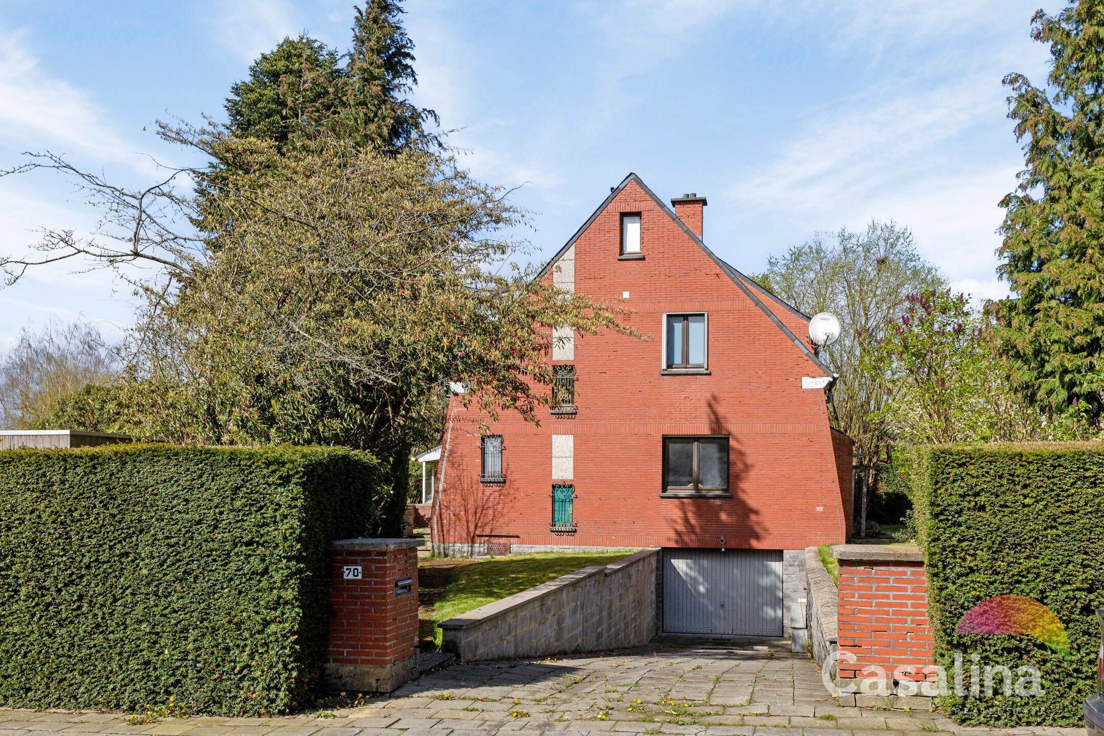 Viergevelwoning van 209m² met tuin foto 32