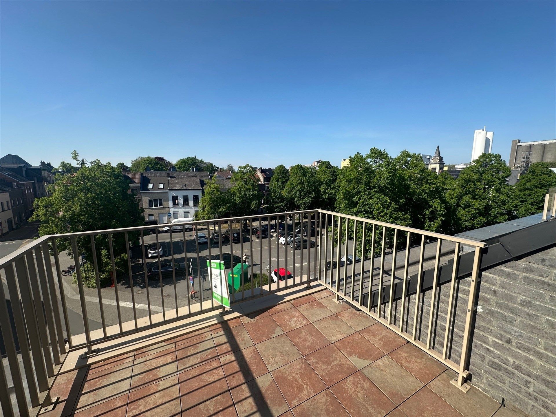 Appartement met 3 slaapkamers en zicht op de Houtmarkt foto 7
