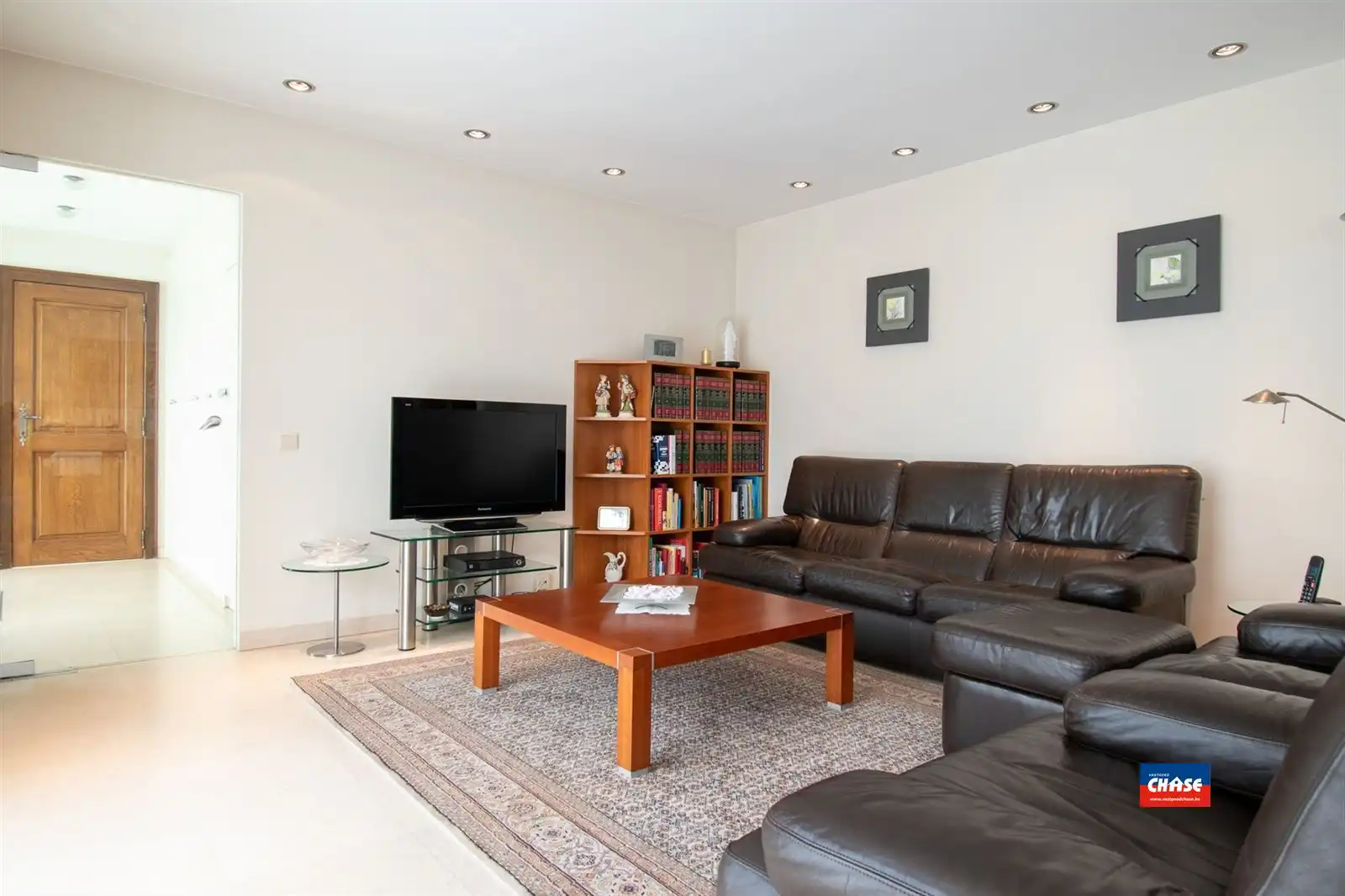 Woonhuis | twee appten + tuin + P  foto 6