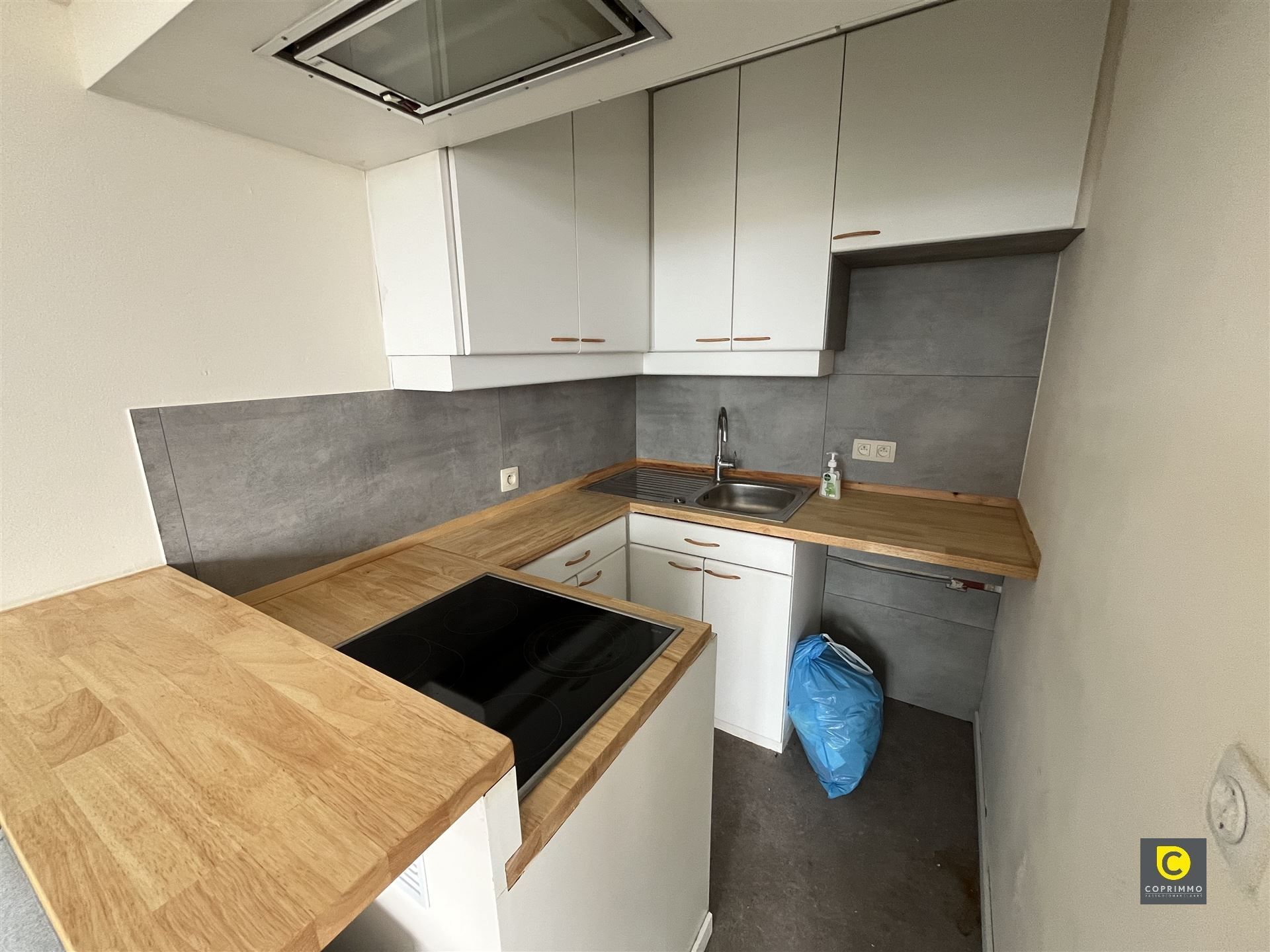 Instapklaar dakappartement met ruim terras! foto 26