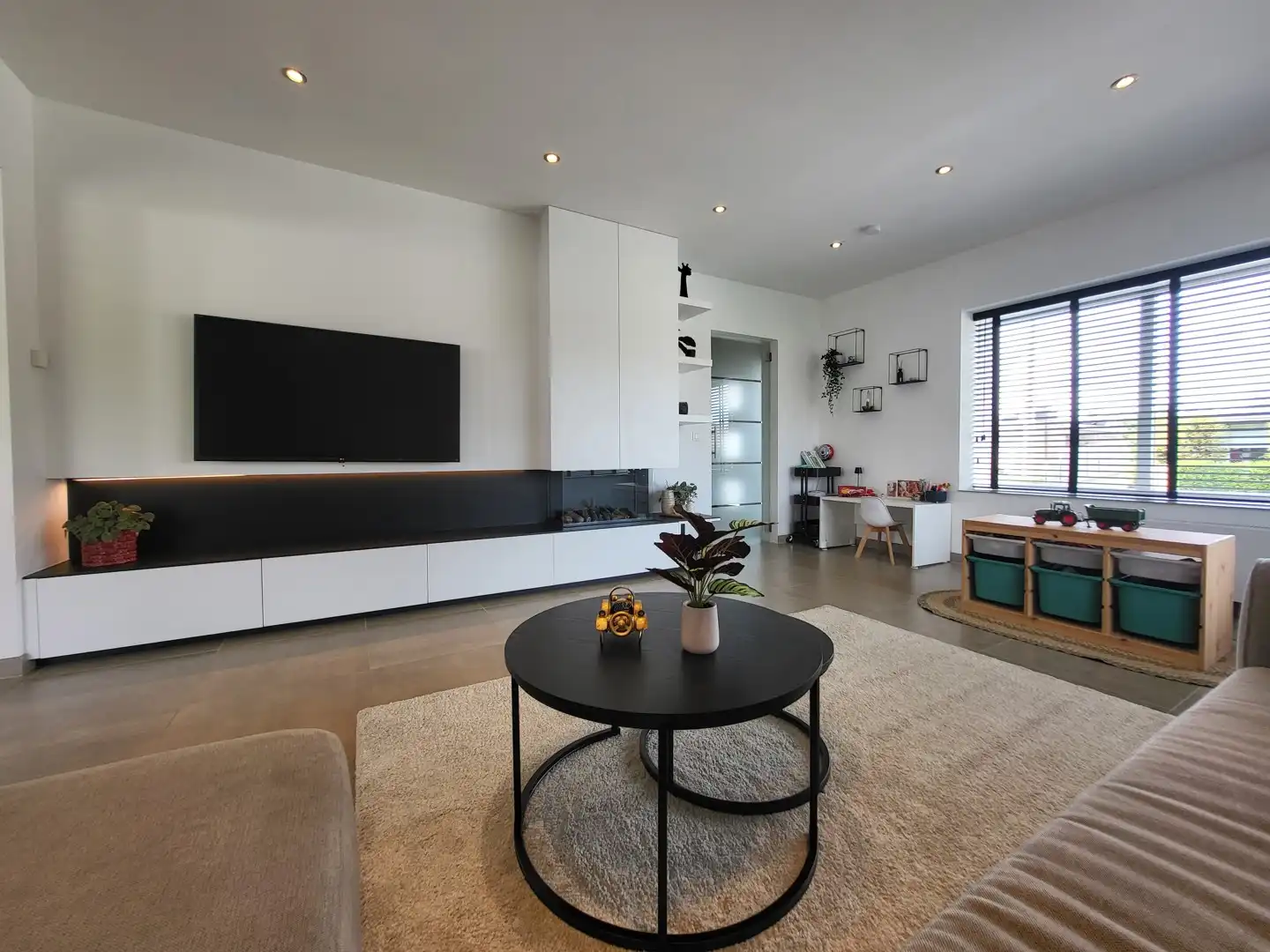 Gerenoveerde woning met garage en zonnige tuin in landelijke omgeving. Topper! foto 15