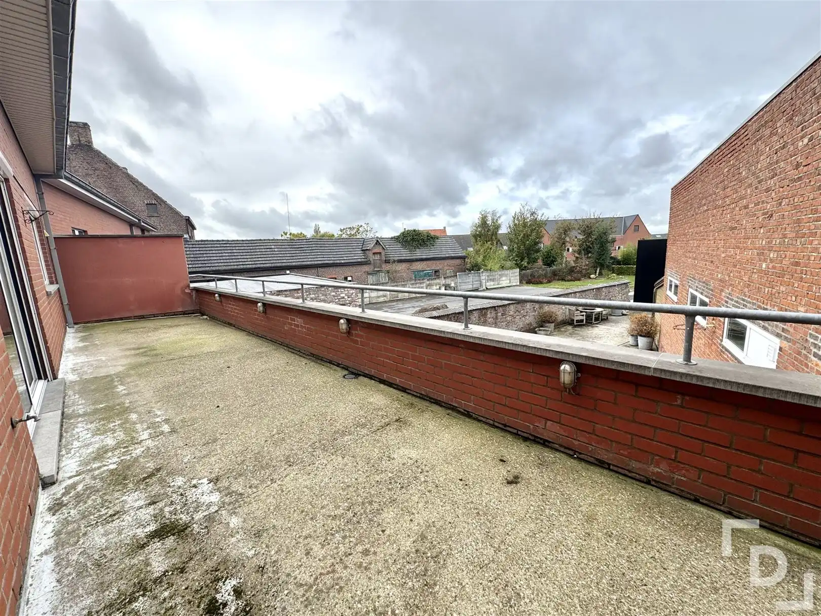 Ruime handelszaak met woonst & verhuurd appartement te koop in Poelkapelle. foto 57