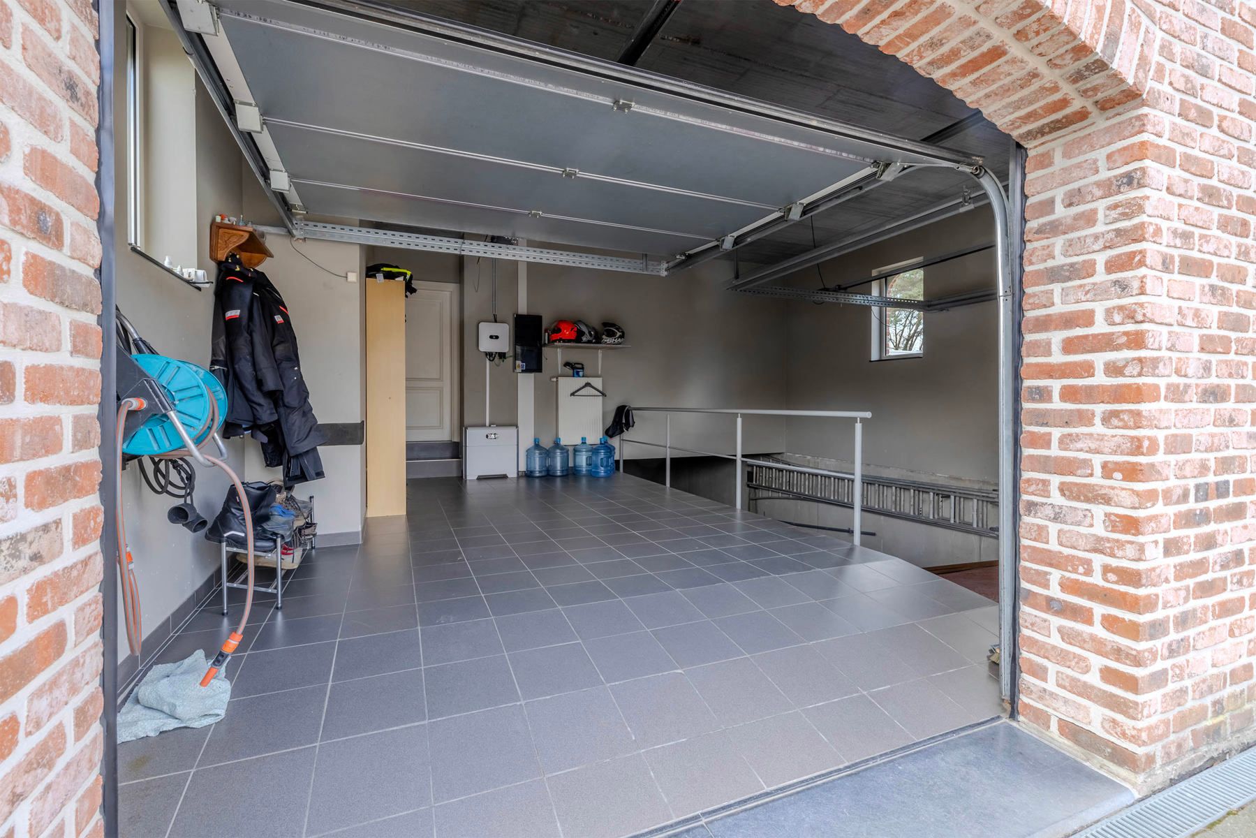 Villa met 4 slpk, bureau en dubbele garage op 1.726m2 foto 28