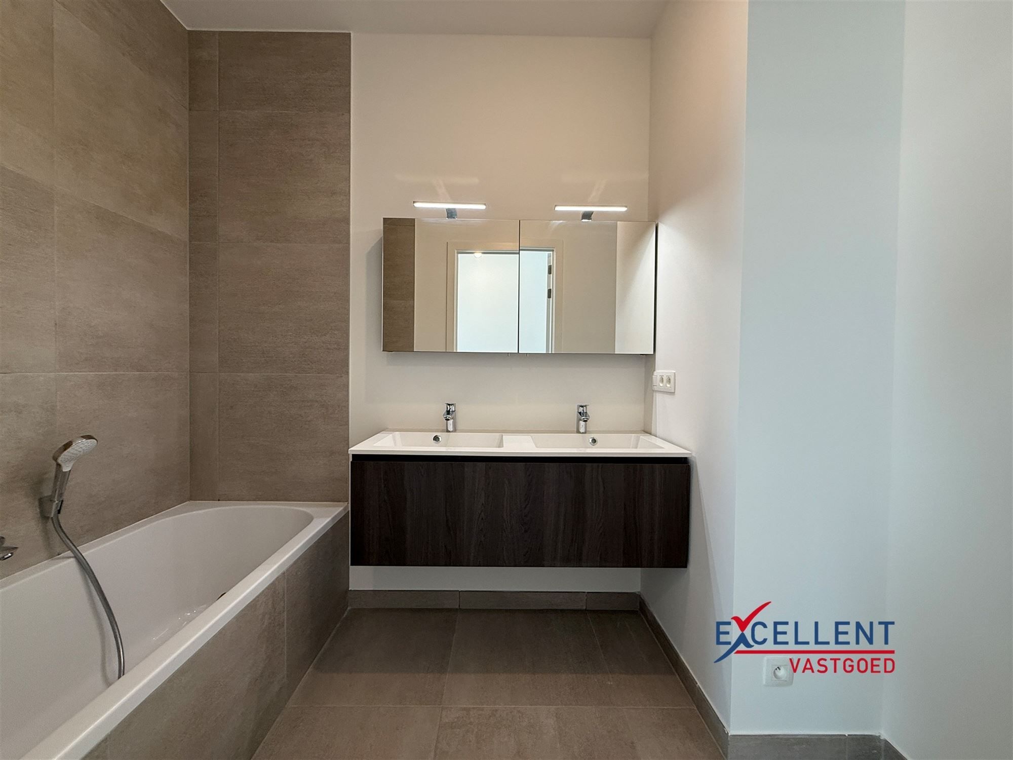 Nieuwbouw appartement met prachtig zicht te huur in Deinze foto 8