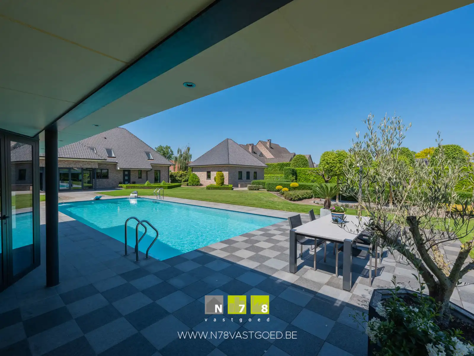 Villa te koop foto 59