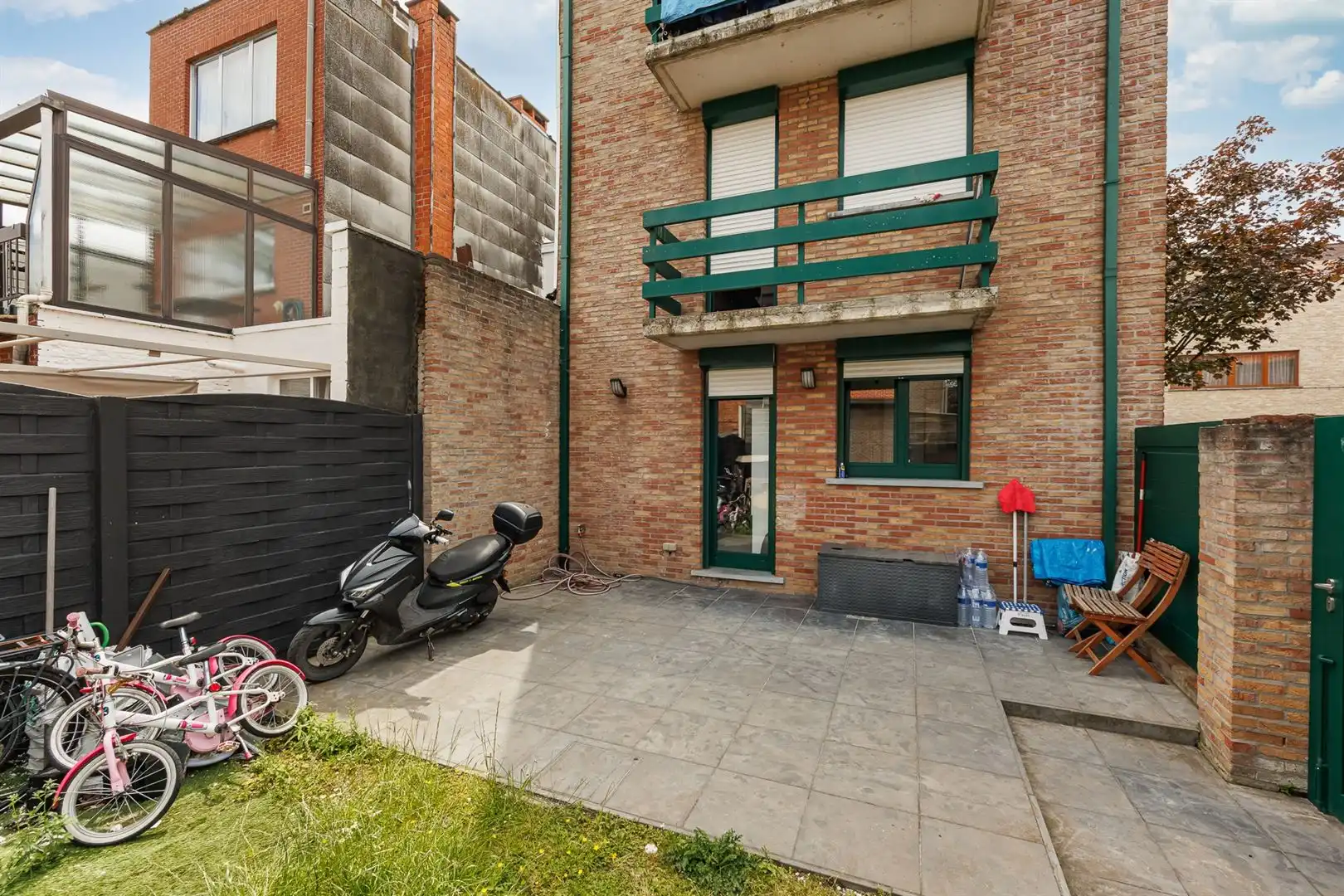 Te renoveren appartement ca. 77m2 met terras en tuin foto 3