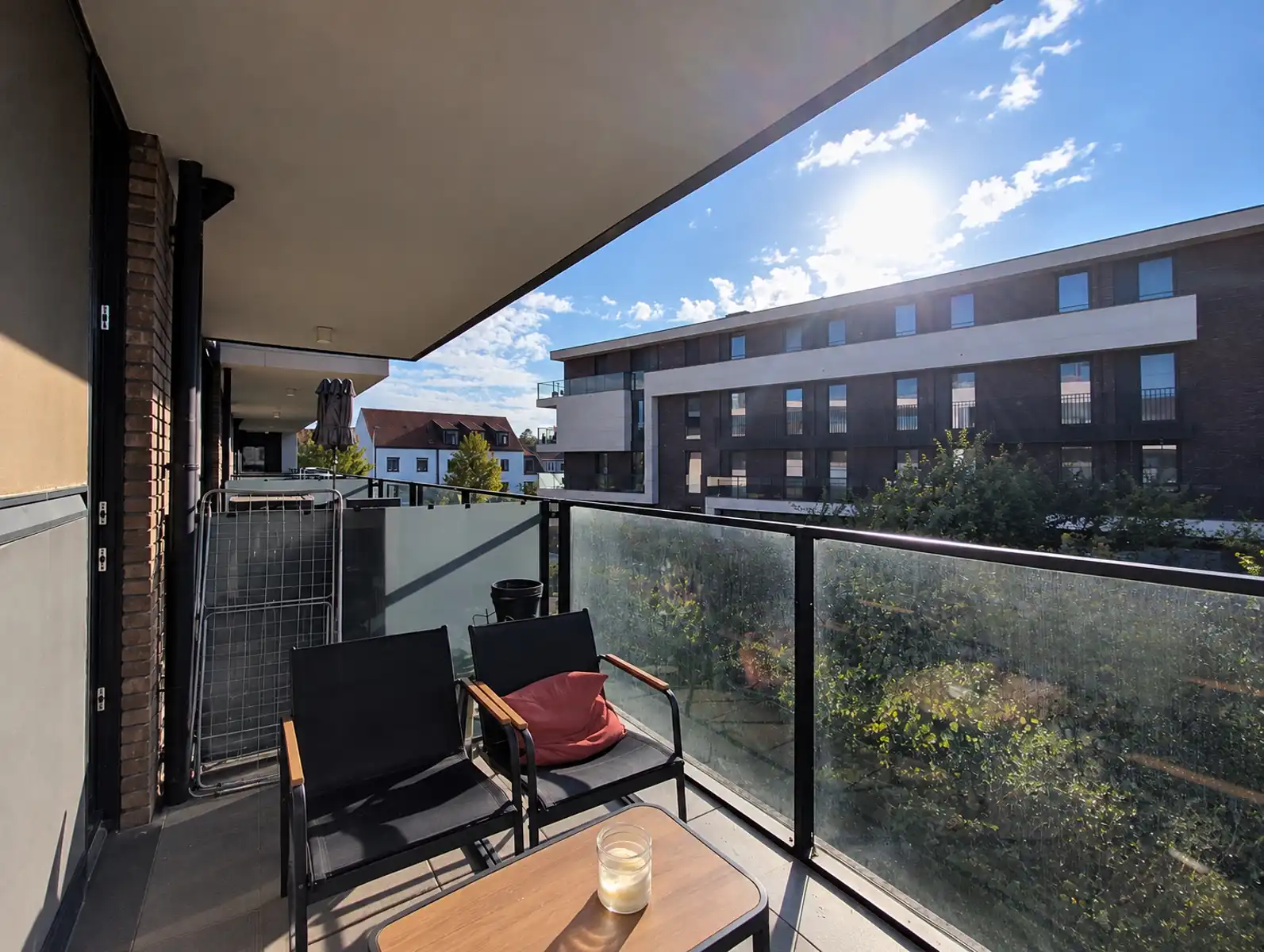INSTAPKLAAR APPARTEMENT MET 2 SLPKS, TERRAS & AUTOPLAATS foto 8