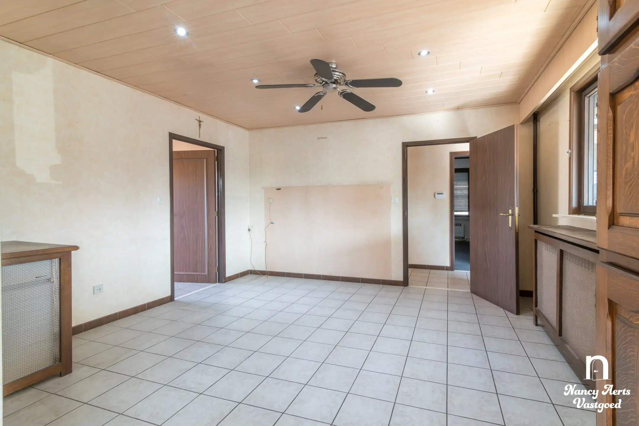 Gelijkvloers wonen met zonnige tuin op een ruim perceel foto 16