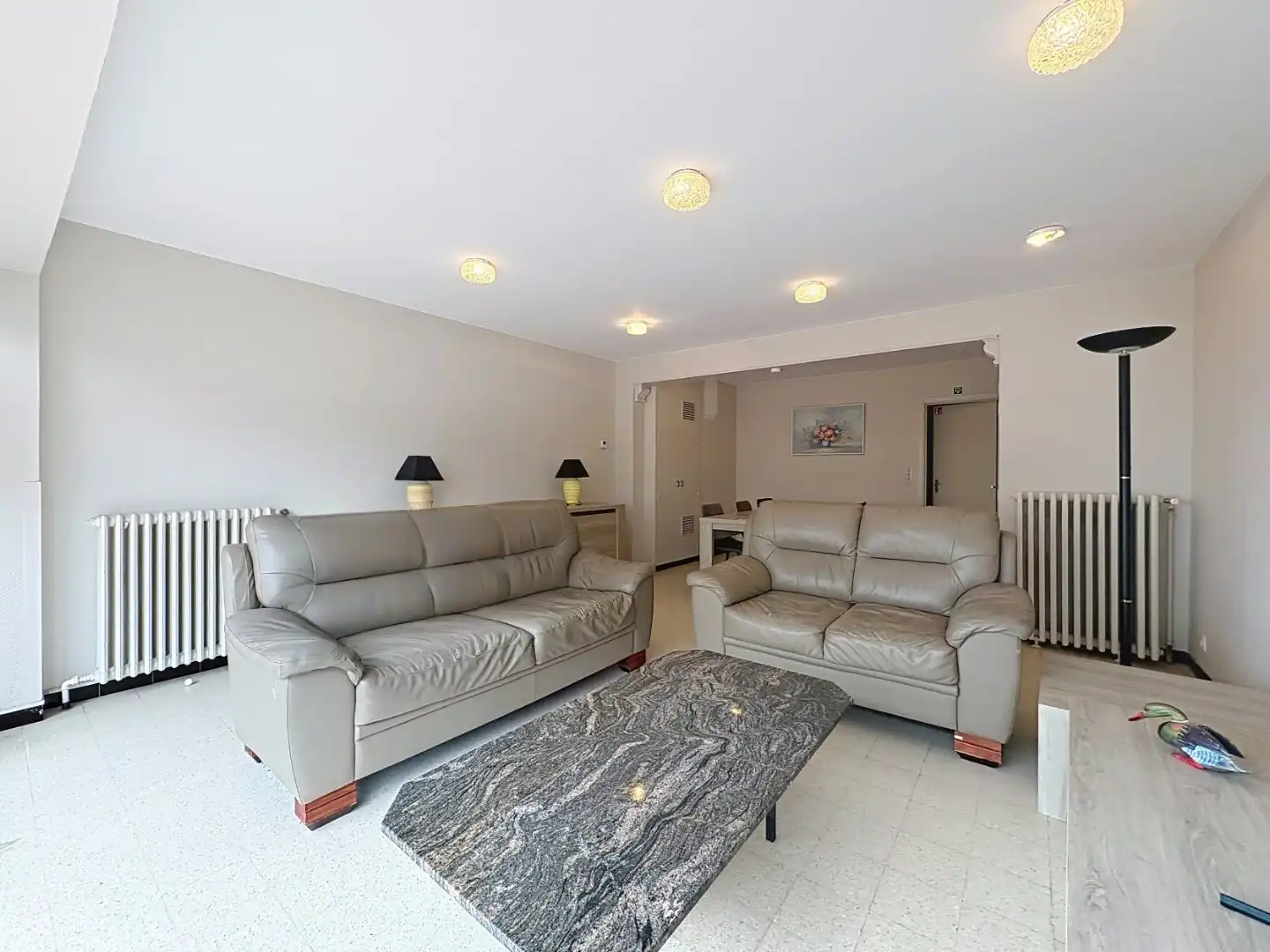 Ruim appartement met garage inbegrepen - zijdelings zeezicht  foto 8