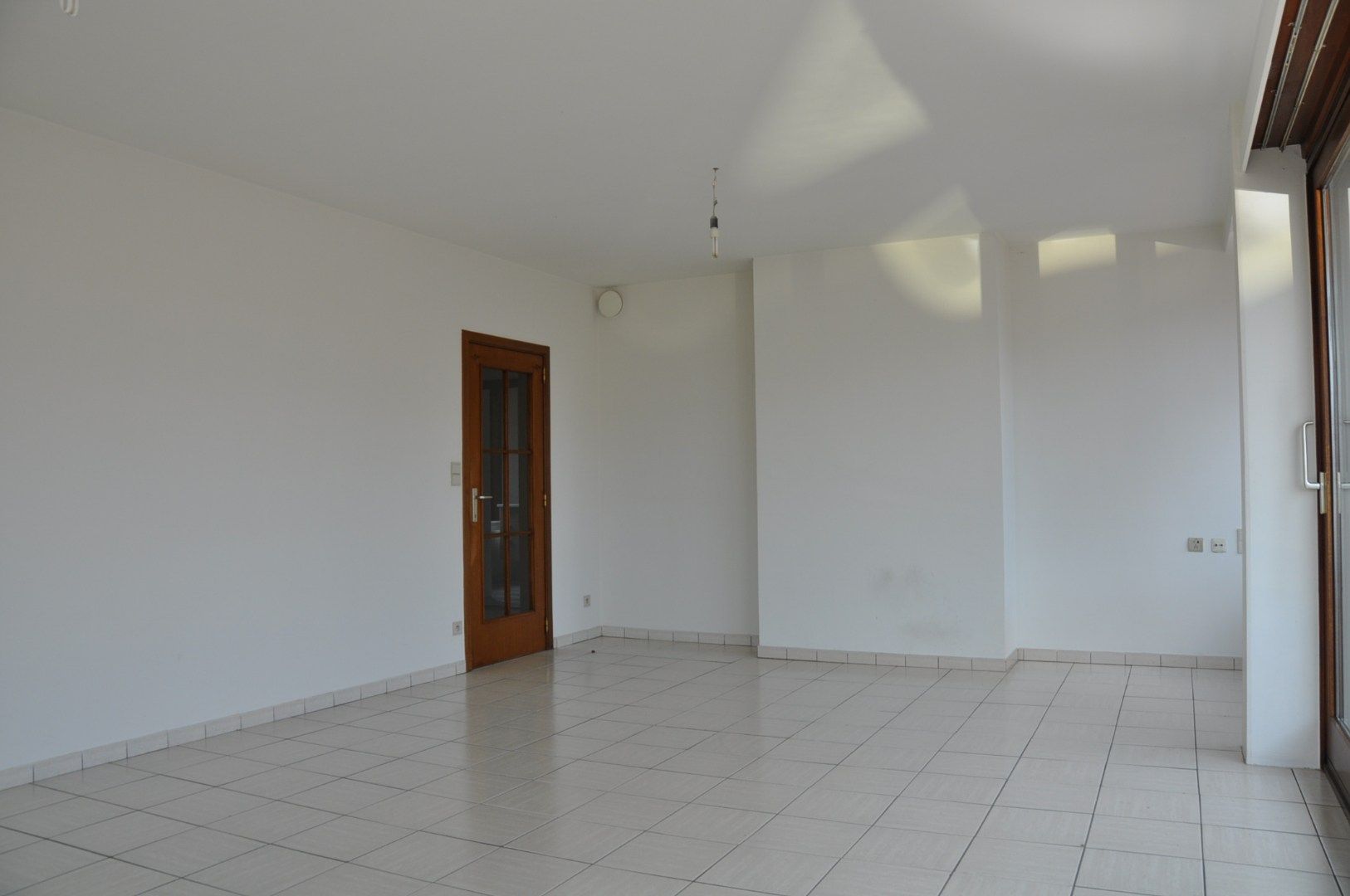 Ruim en verzorgd appartement met twee slaapkamers - centrale ligging. foto 6