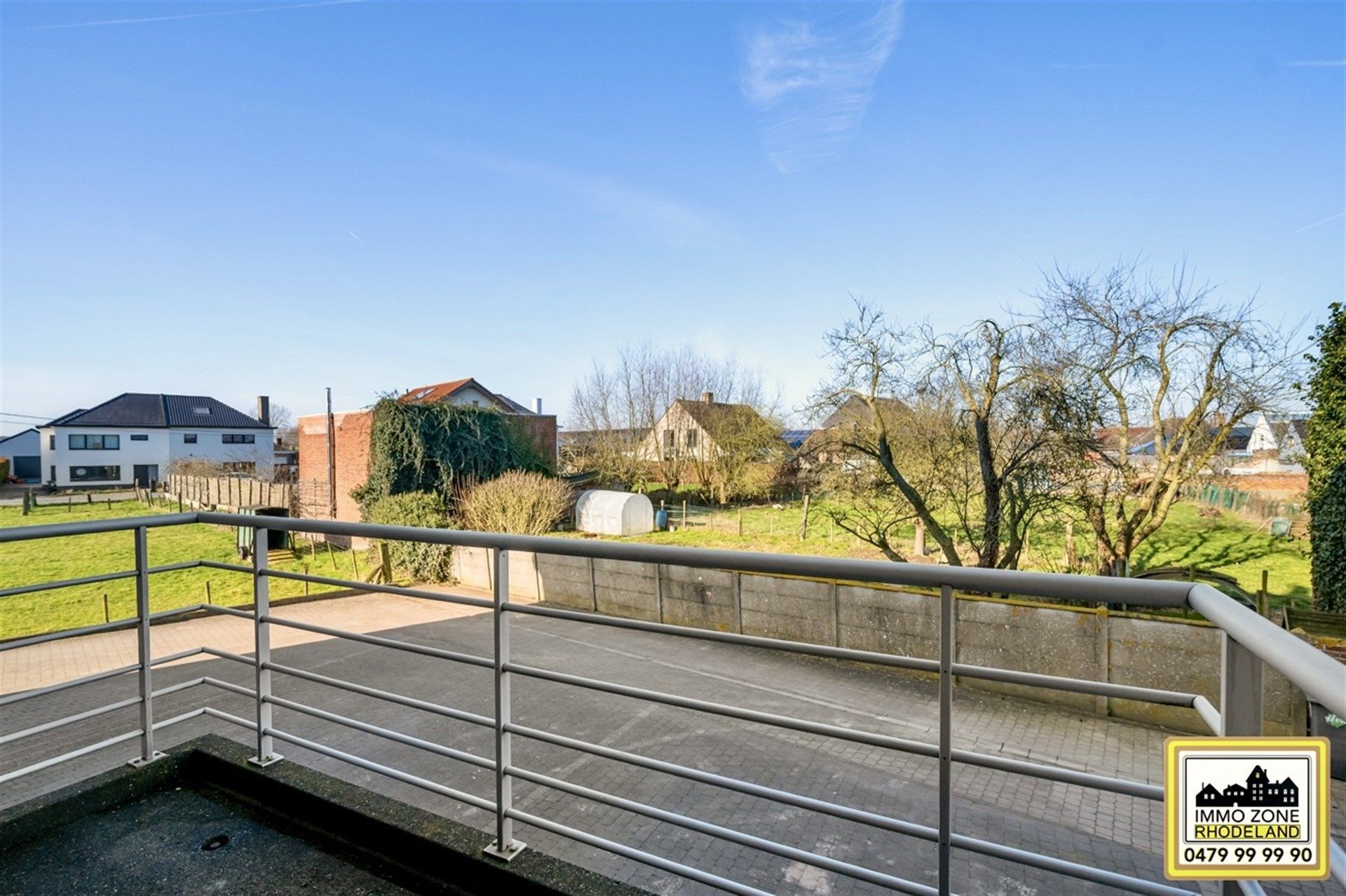 Prachtige instapklare woning met 4 slpks, garage en tuin foto 27