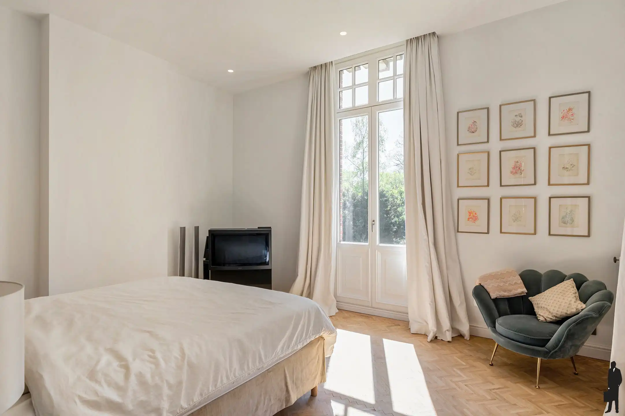 Prachtig instapklaar eclectisch landhuis op ca. 2.932m² te Hoogboom! foto 15