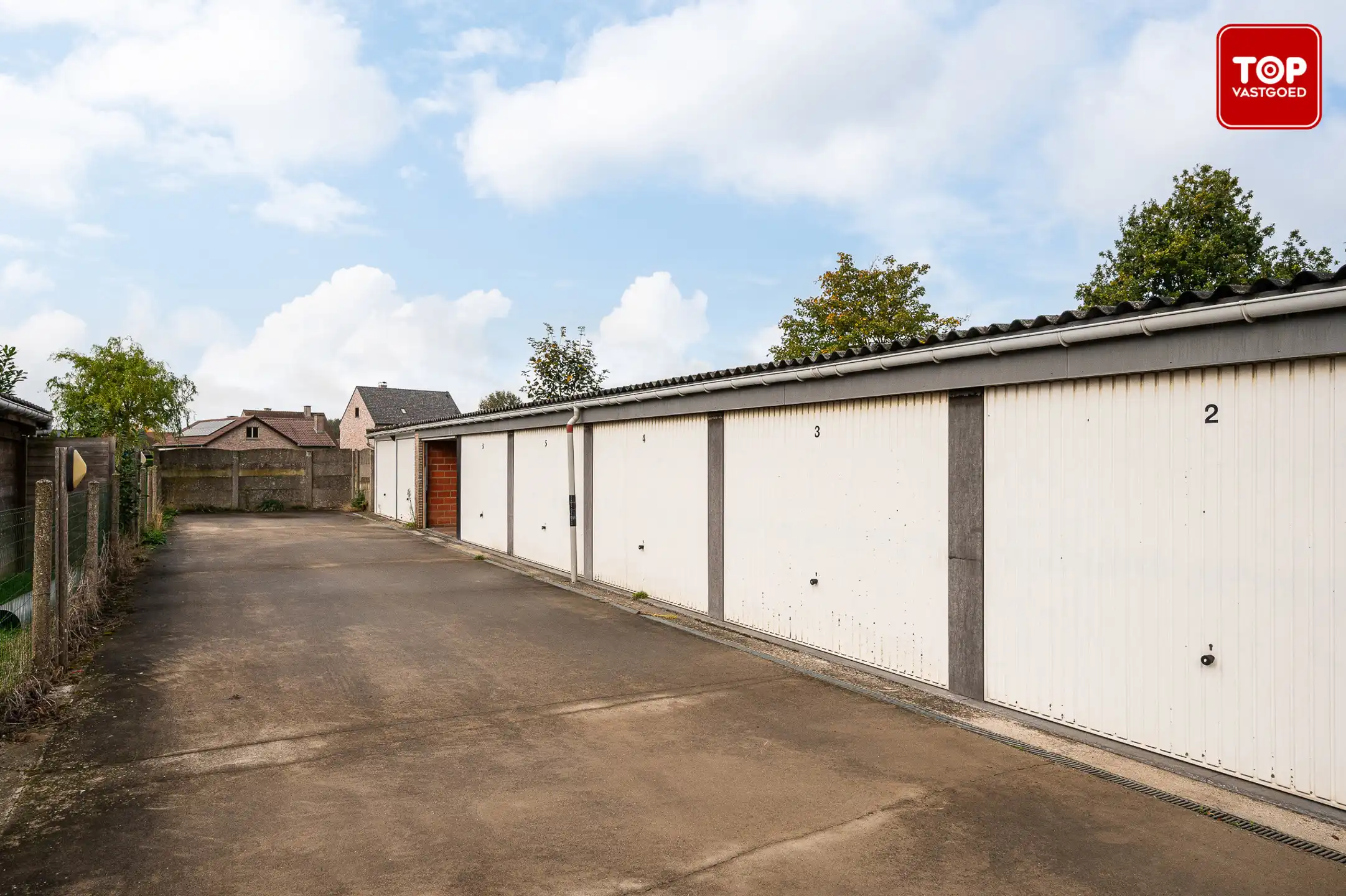 Instapklaar duplexappartement met 2 slaapkamers en garage in centrum Sleidinge foto 24