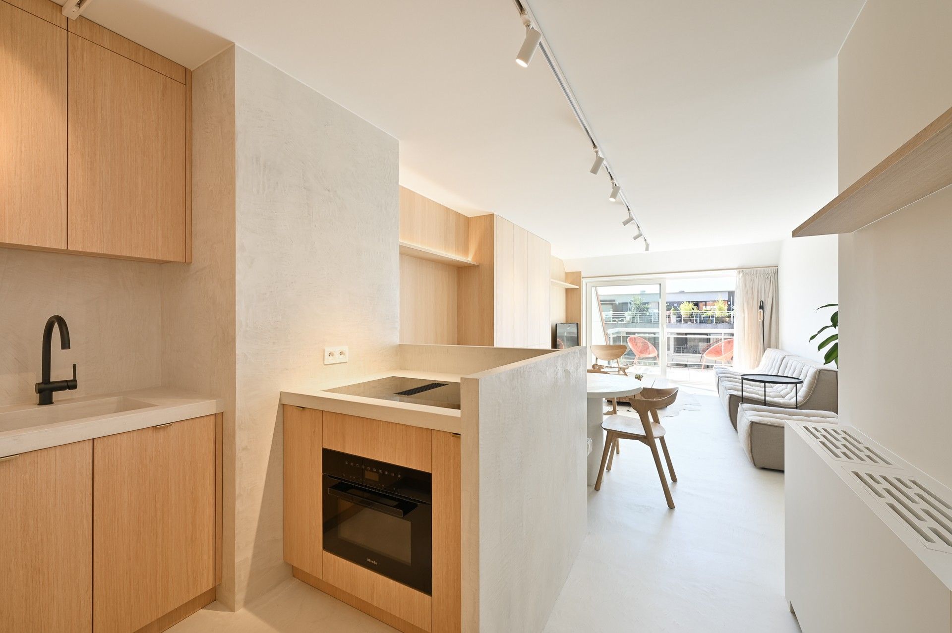 Gerenoveerde duplex met 3 slaapkamers en terras foto 5