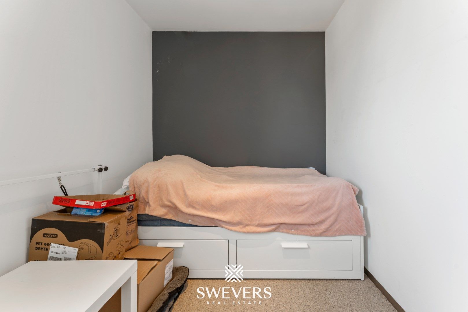 Instapklaar appartement met groot terras in hartje Tongeren foto 15