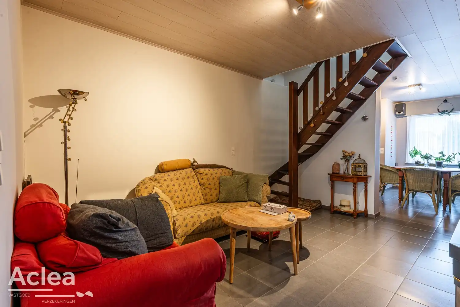 Goed gelegen woning met 3 slaapkamers én garage foto 3