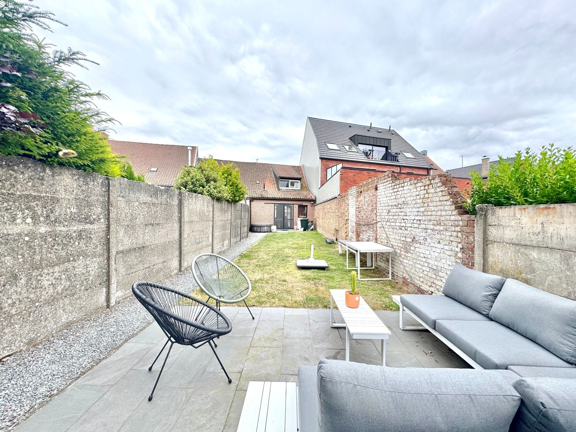 GEZELLIGE WONING MET 2 SLPKS EN TUIN OP 290 M² foto 23