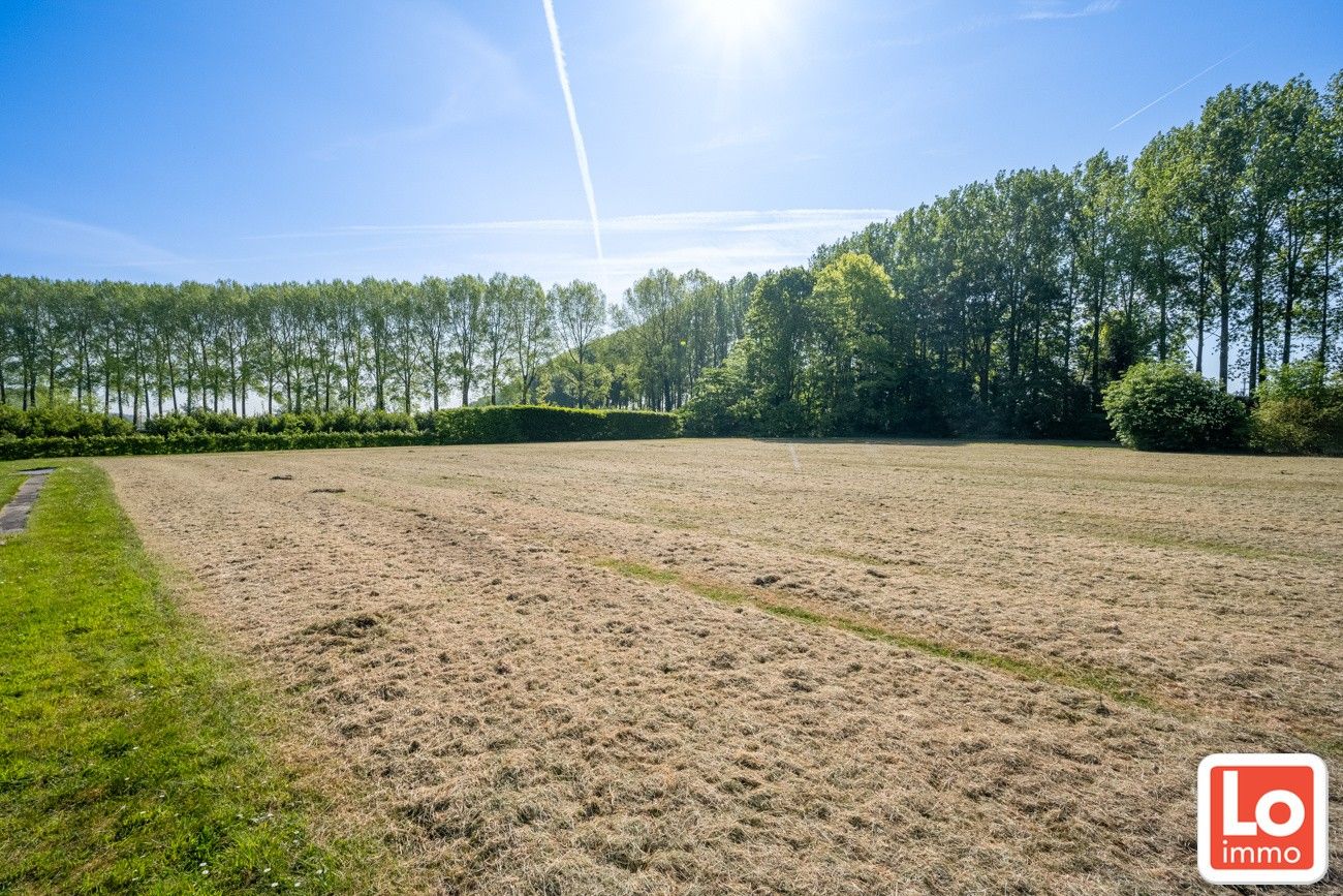 Exclusieve bouwgrond 1205m² aan de kasteeldreef ! foto {{pictureIndex}}