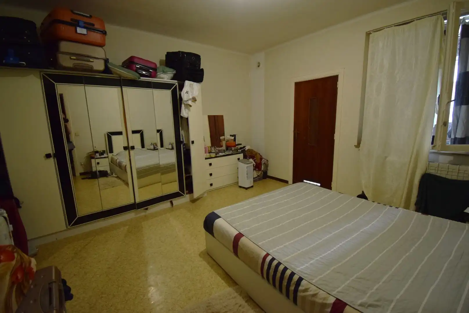 Appartementsgebouw (5 eenheden, 3 stedenbouwkundig vergund) foto 21